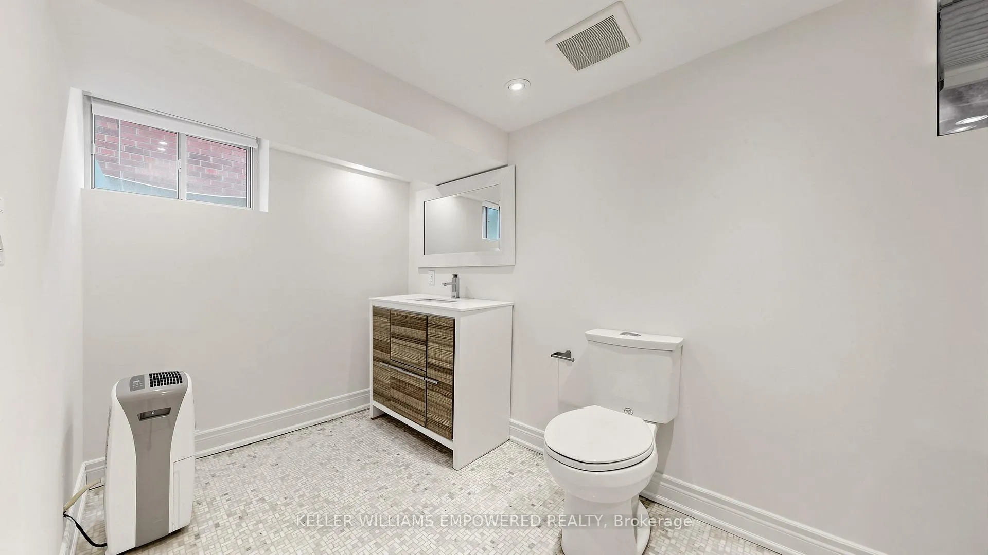 Photo 17 of 82 Billings Avenue, Toronto, Greenwood-Coxwell — HOMEH