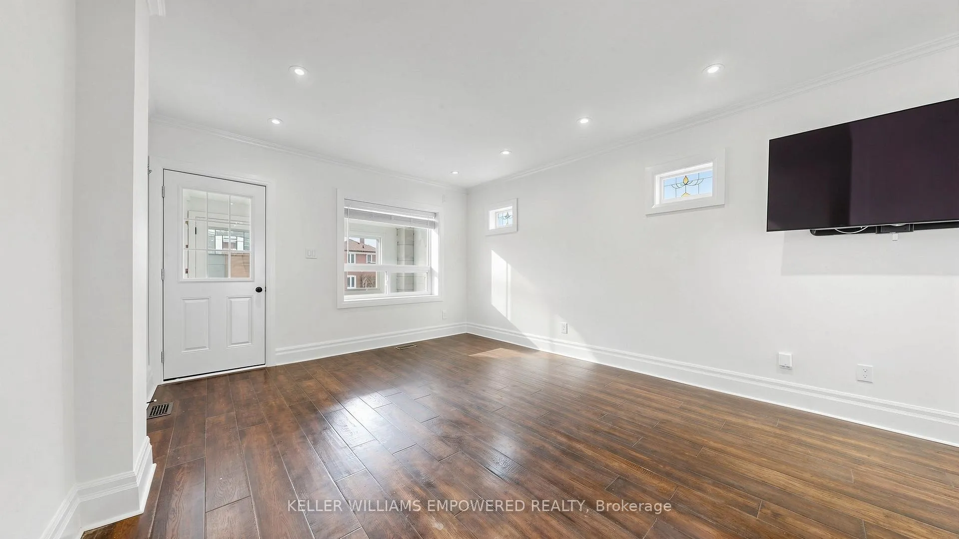 Photo 30 of 82 Billings Avenue, Toronto, Greenwood-Coxwell — HOMEH