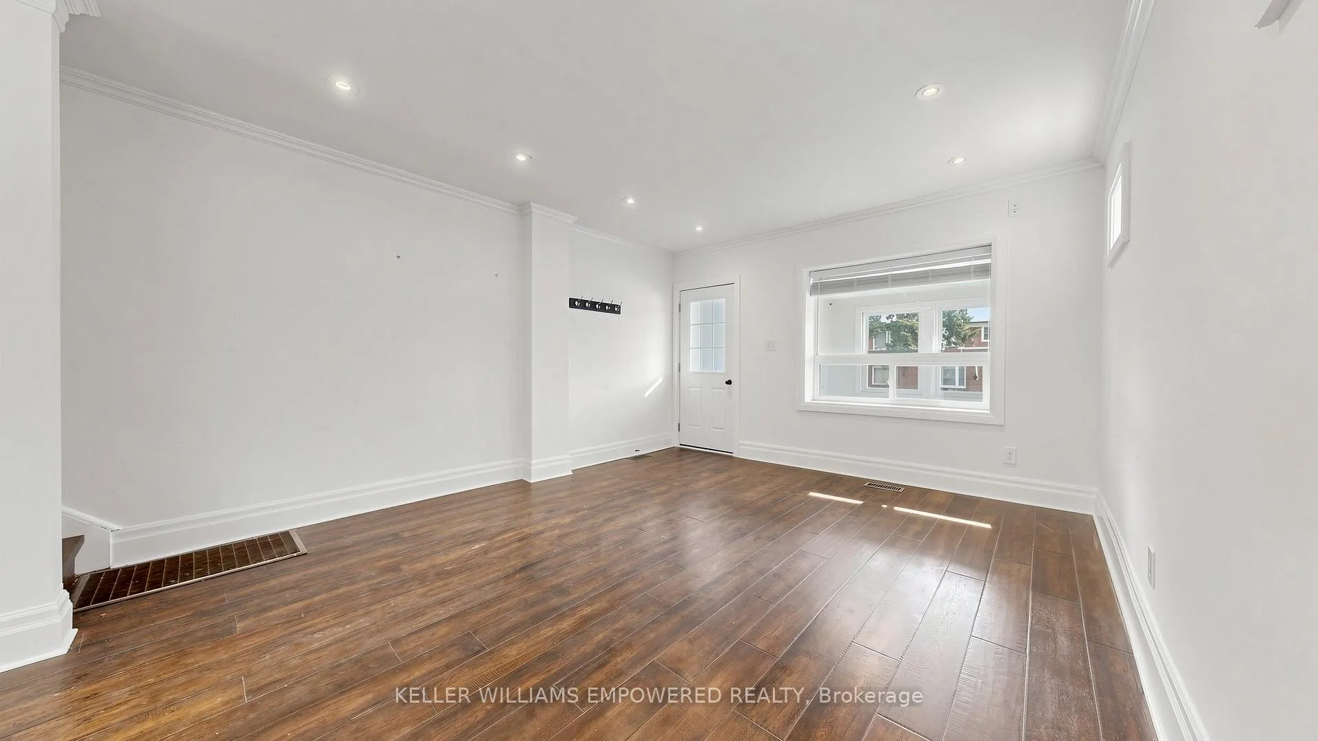 Photo 31 of 82 Billings Avenue, Toronto, Greenwood-Coxwell — HOMEH