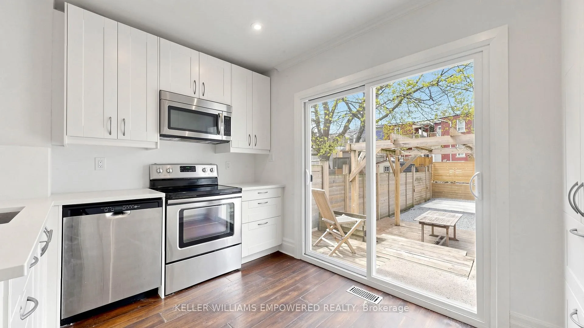 Photo 35 of 82 Billings Avenue, Toronto, Greenwood-Coxwell — HOMEH