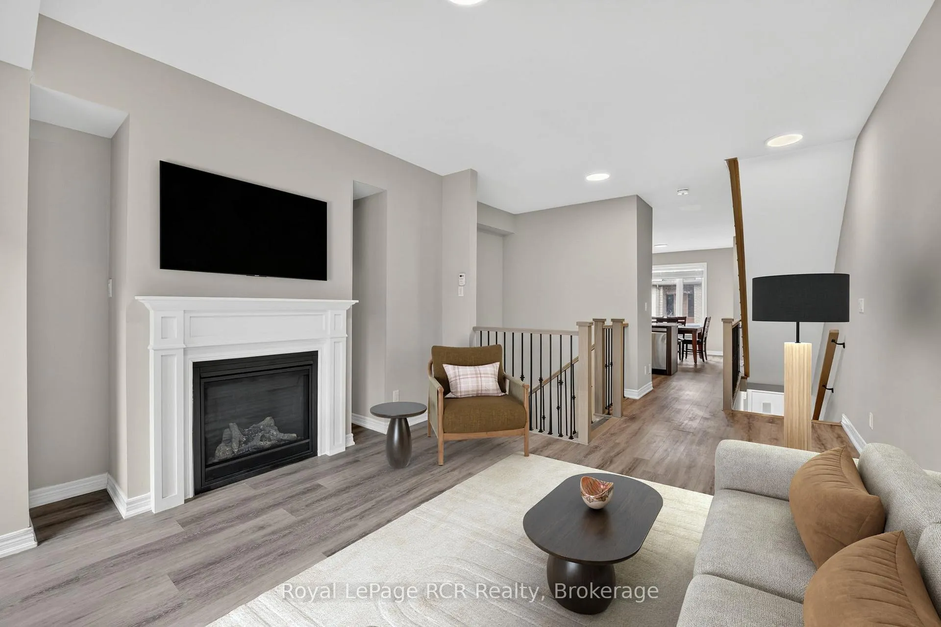 Photo 15 of 45 Winters Crescent, Collingwood — HOMEH