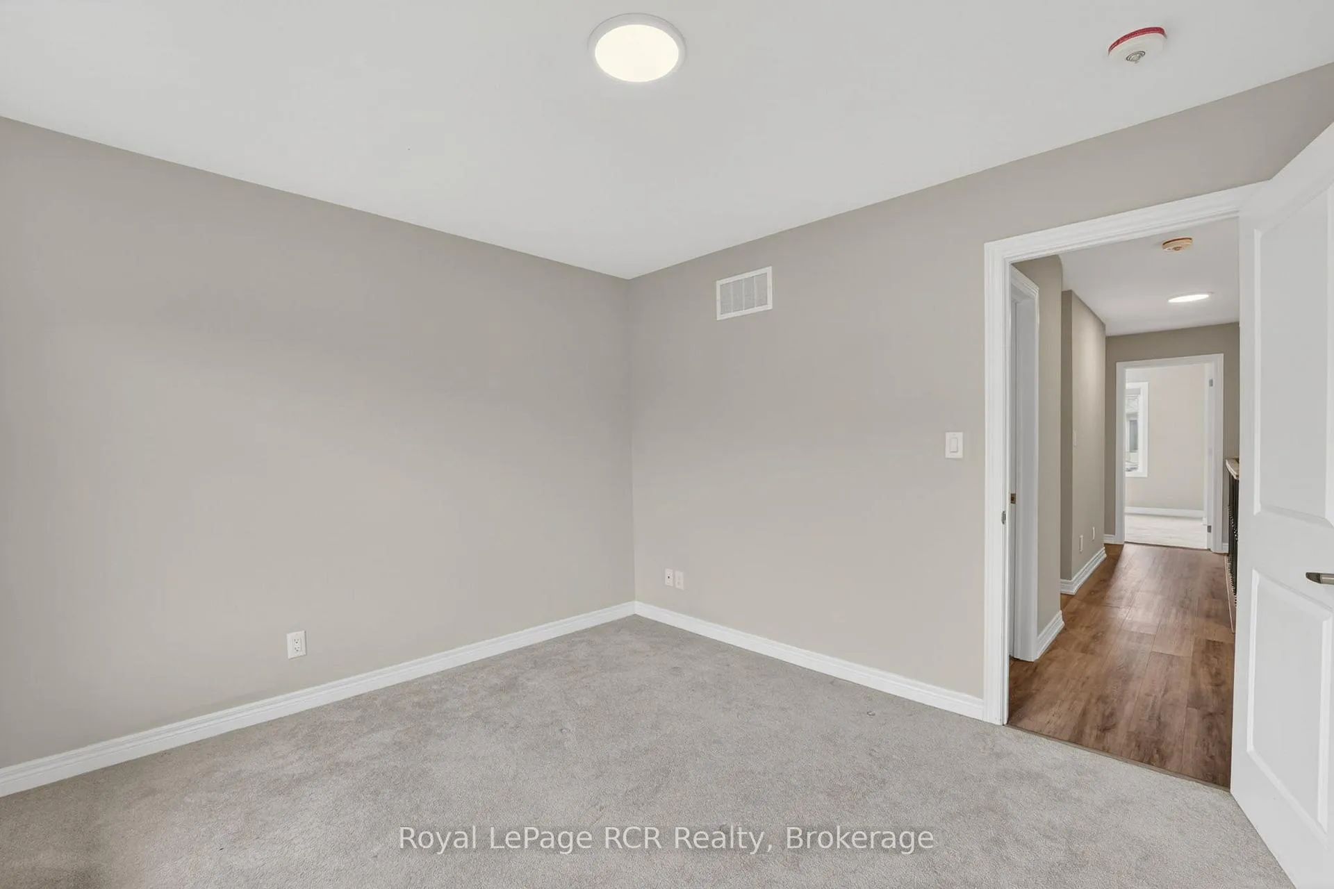 Photo 26 of 45 Winters Crescent, Collingwood — HOMEH