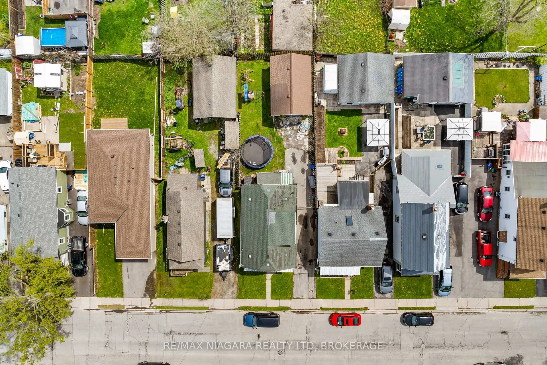 Photo 31 of 35 Deere Street, Welland, Lincoln/Crowland — HOMEH