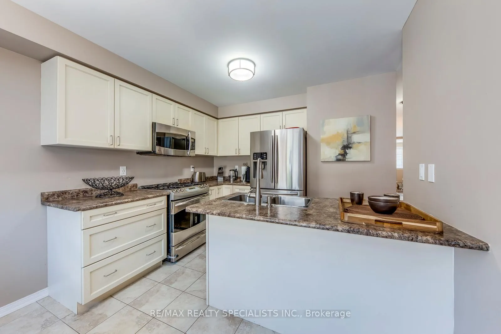 Photo 17 of 71 Summerside Avenue, Whitby, Taunton North — HOMEH