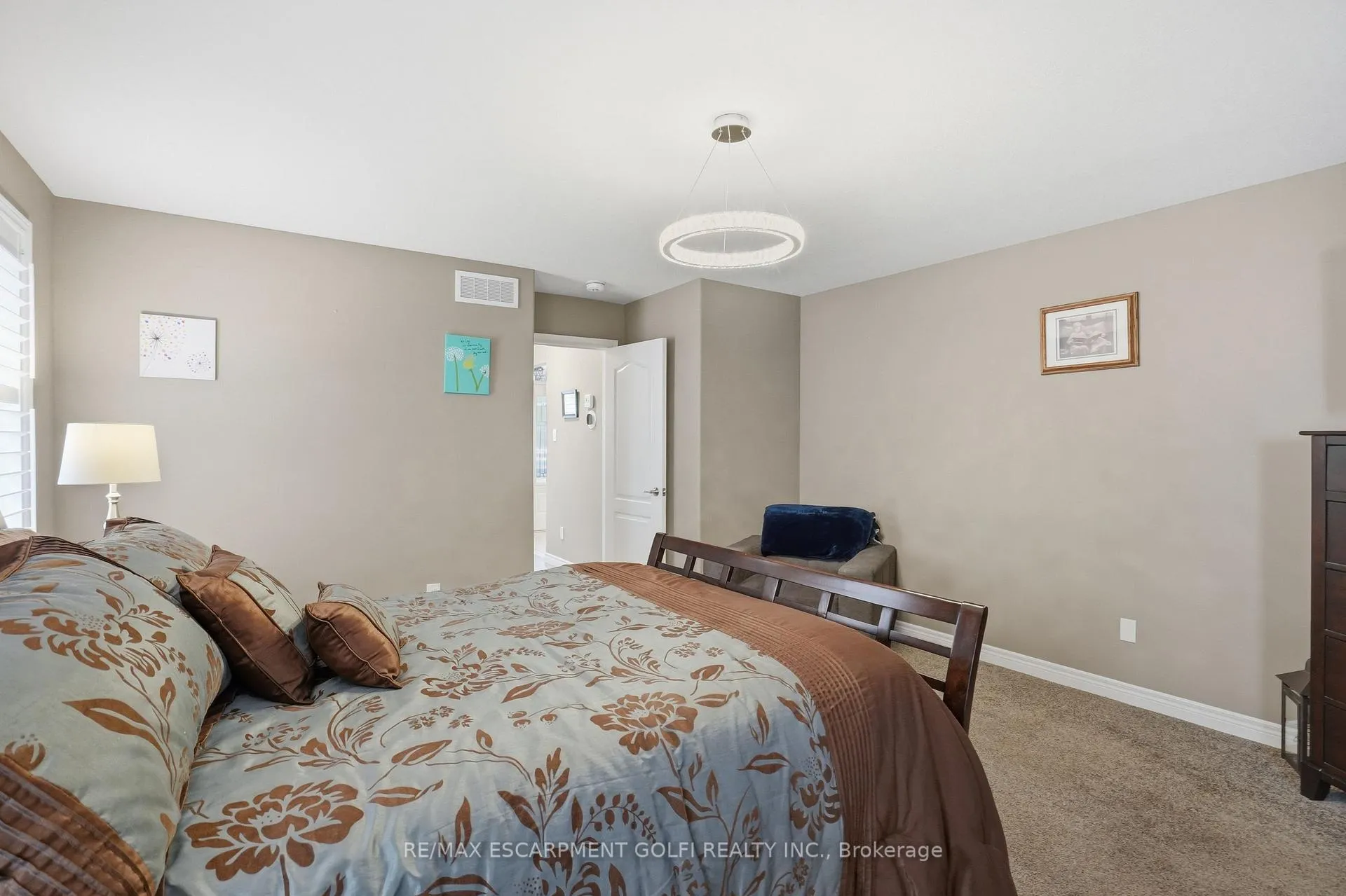 Photo 21 of 35 Patten Drive, Brant, South Dumfries — HOMEH