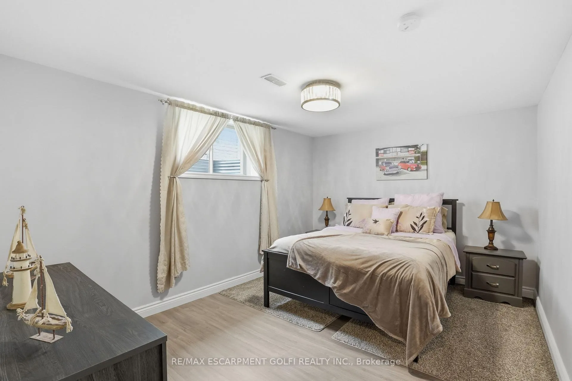 Photo 30 of 35 Patten Drive, Brant, South Dumfries — HOMEH