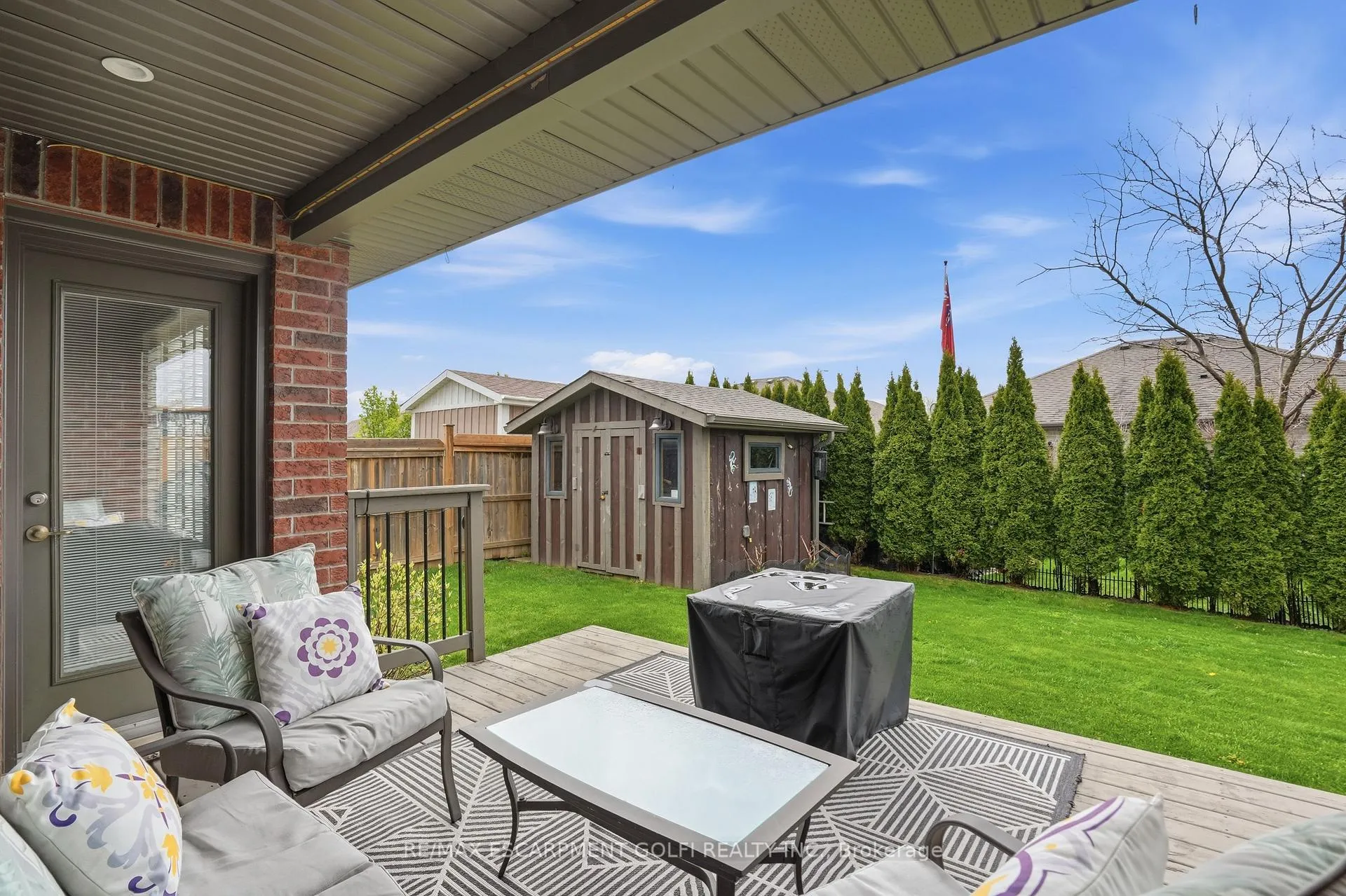 Photo 32 of 35 Patten Drive, Brant, South Dumfries — HOMEH