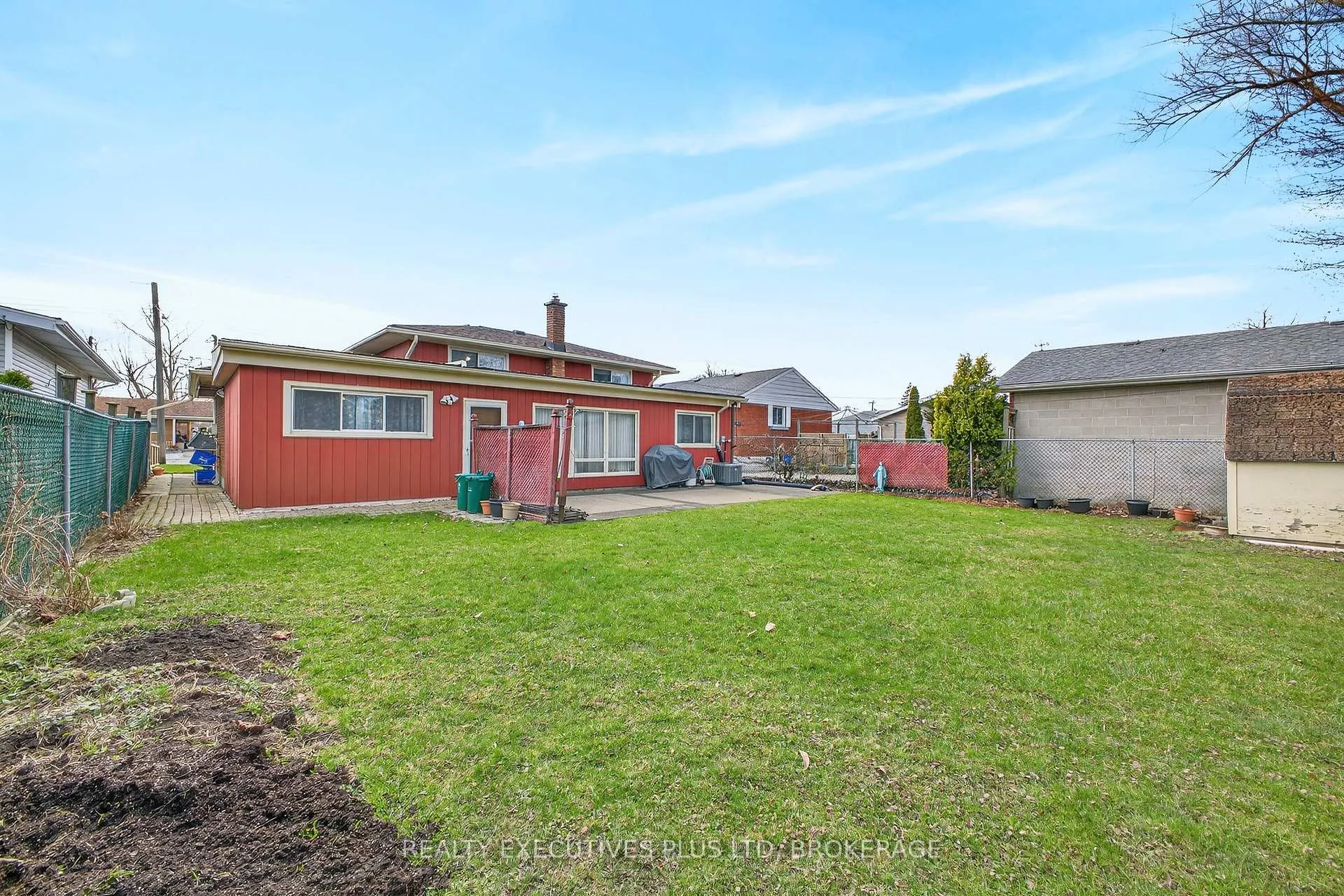 Photo 6 of 6465 Wendy Drive, Niagara Falls, Oldfield — HOMEH