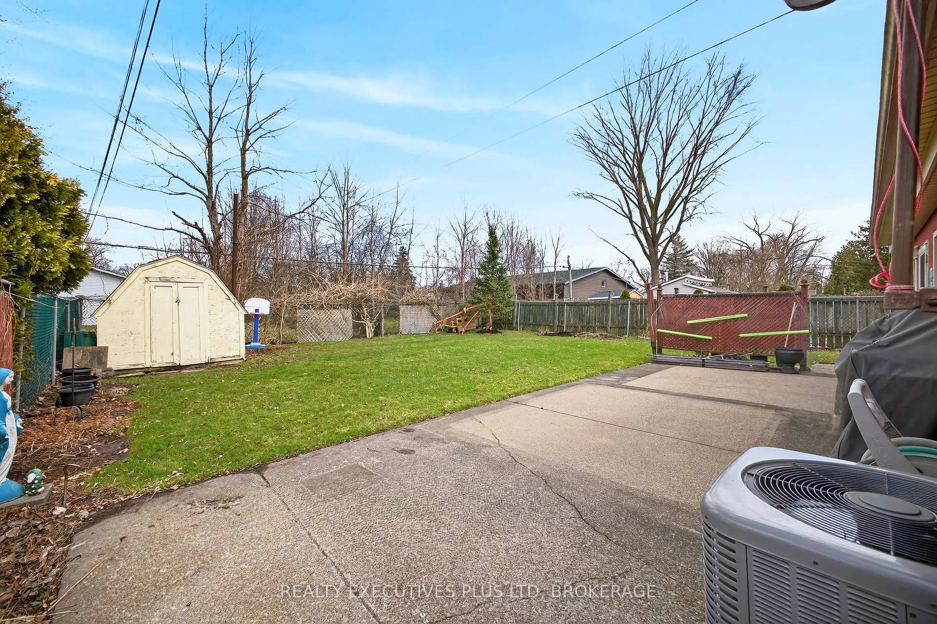 Photo 8 of 6465 Wendy Drive, Niagara Falls, Oldfield — HOMEH