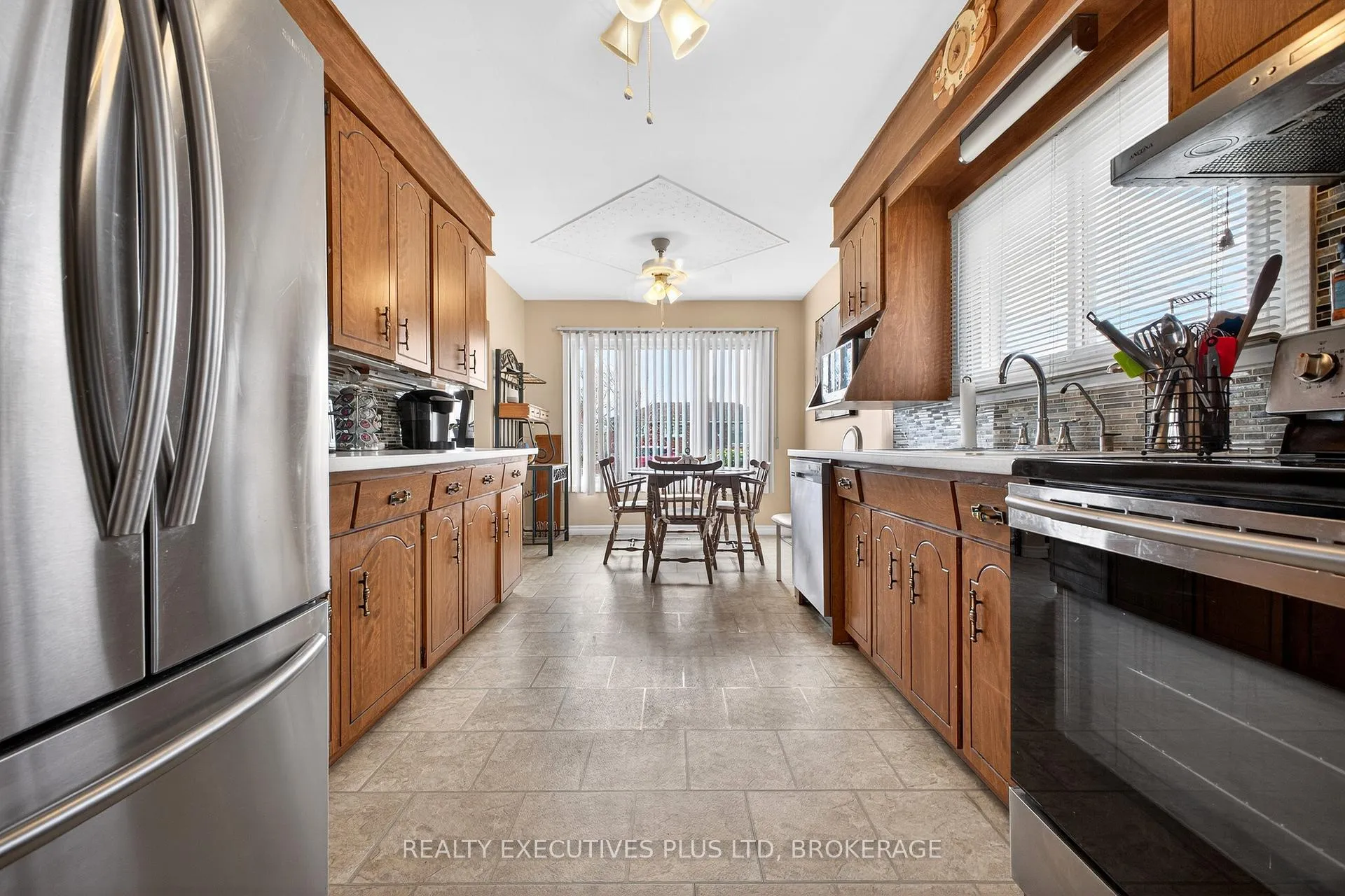 Photo 15 of 6465 Wendy Drive, Niagara Falls, Oldfield — HOMEH