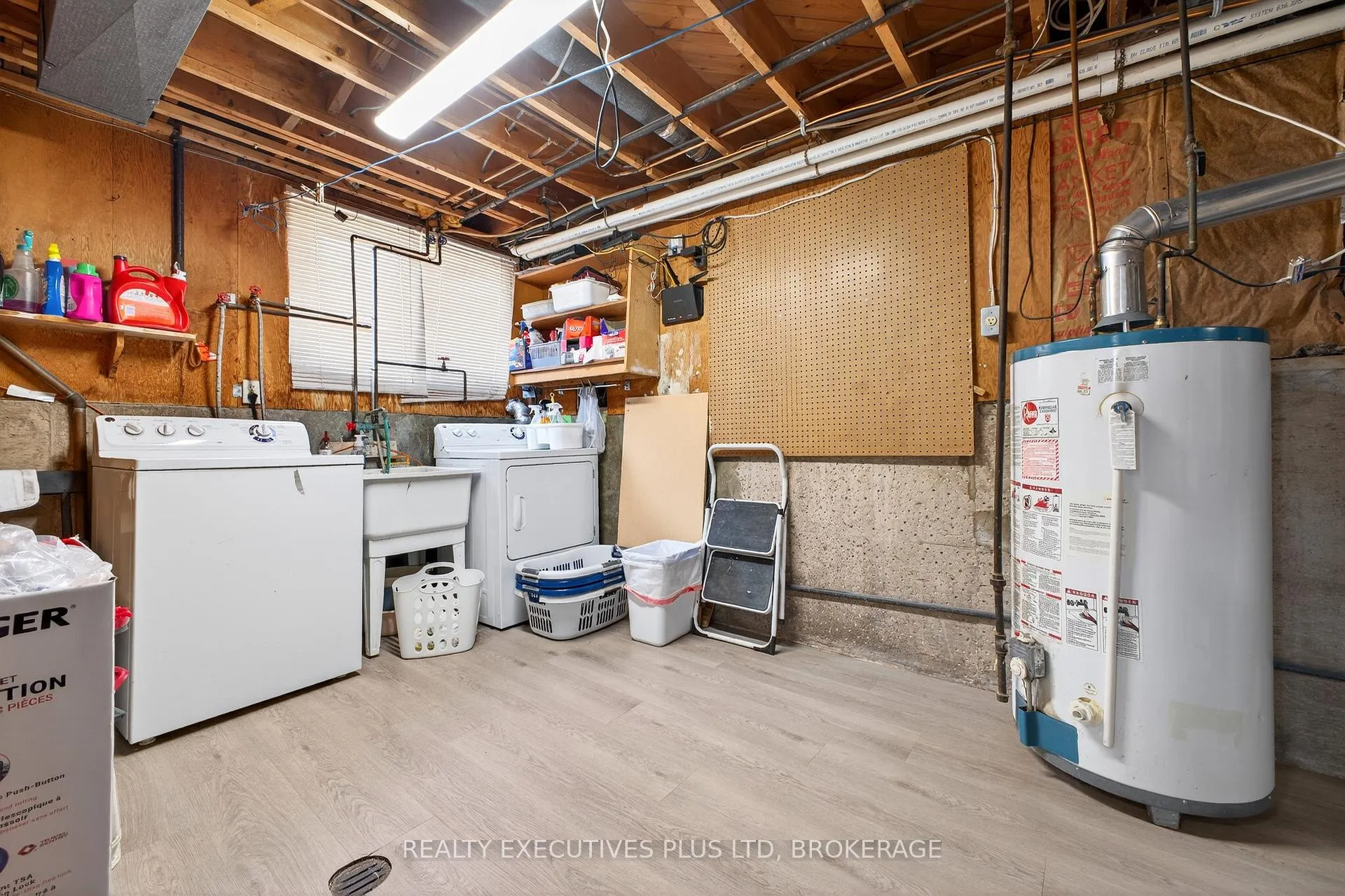 Photo 25 of 6465 Wendy Drive, Niagara Falls, Oldfield — HOMEH