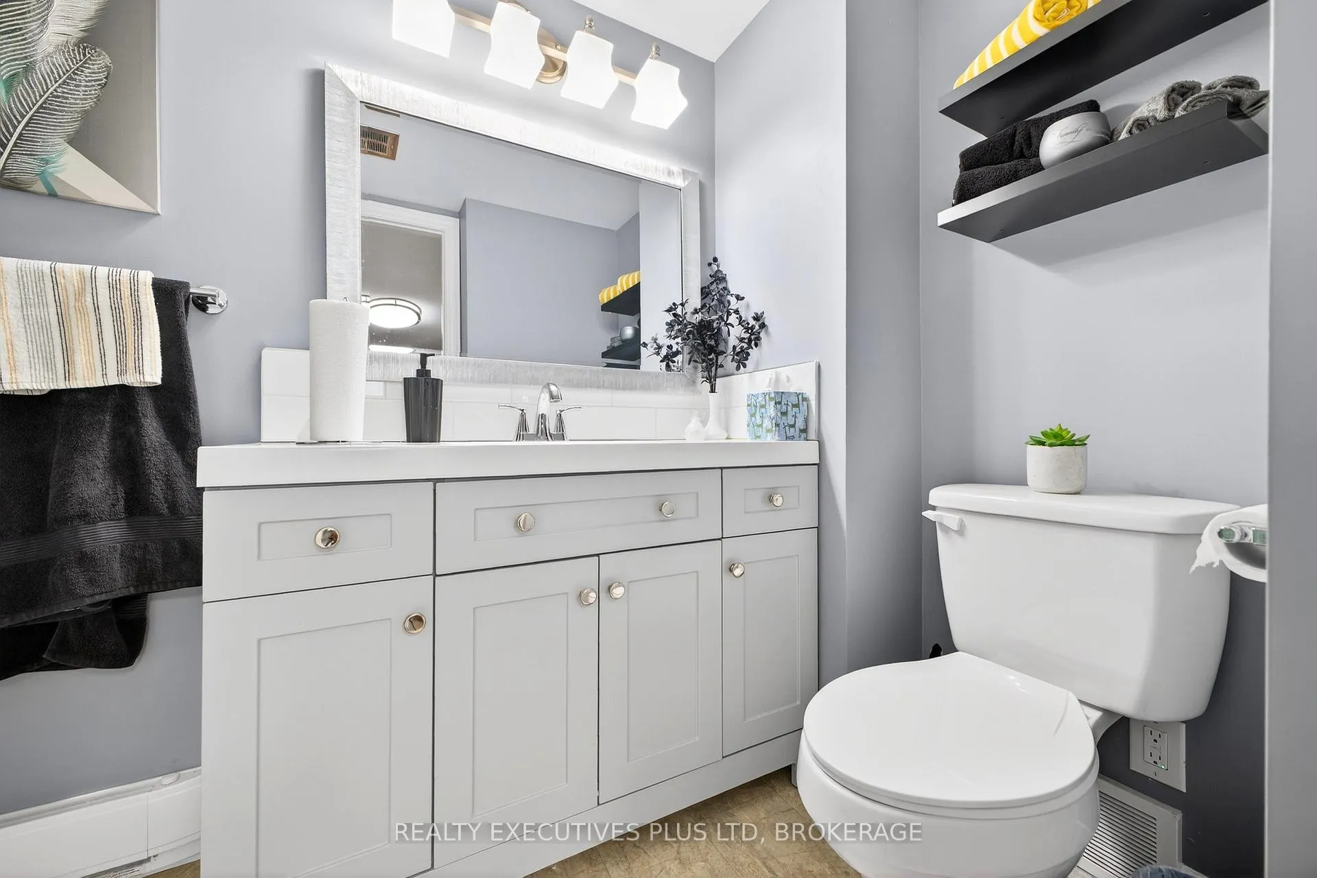 Photo 30 of 6465 Wendy Drive, Niagara Falls, Oldfield — HOMEH