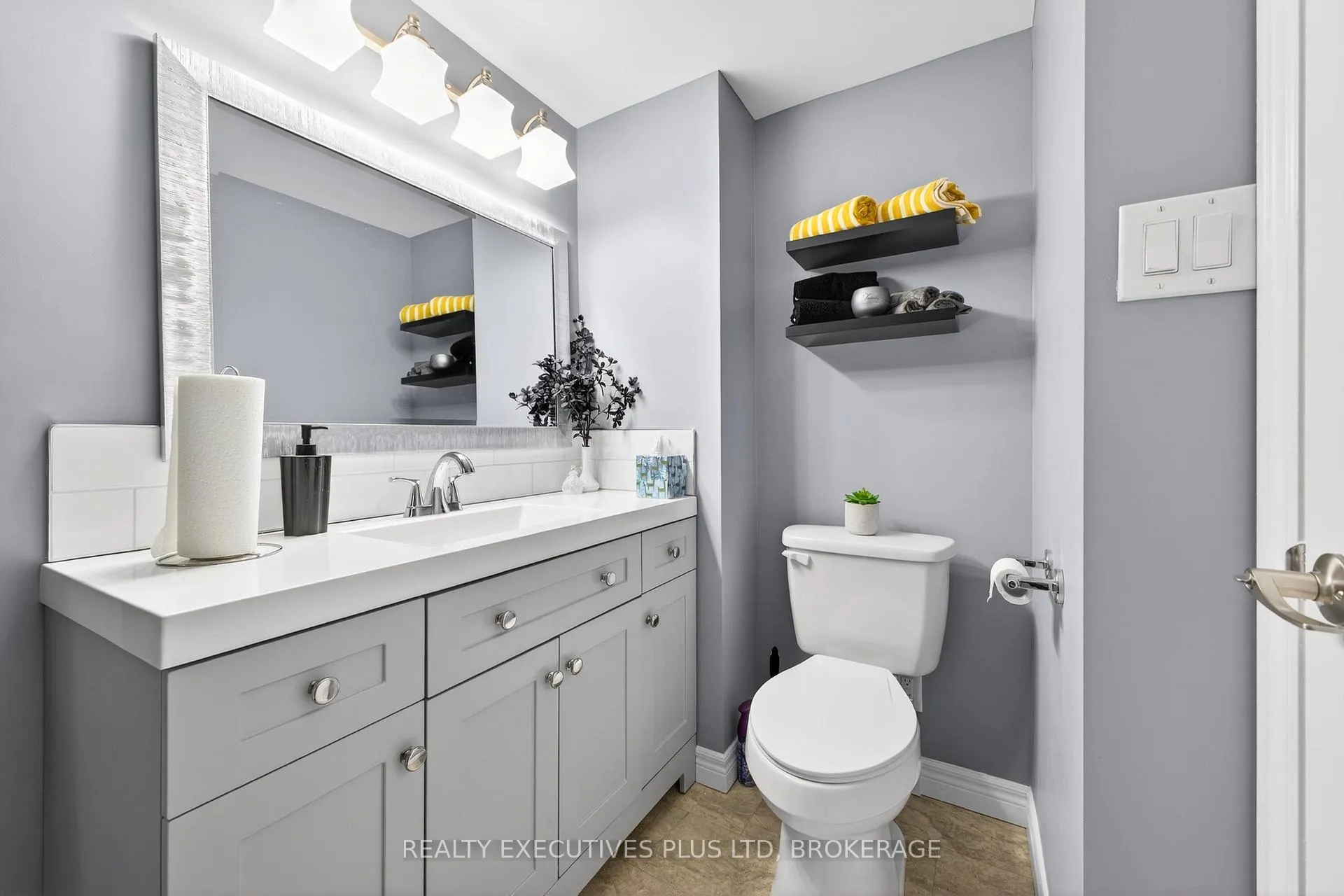 Photo 31 of 6465 Wendy Drive, Niagara Falls, Oldfield — HOMEH