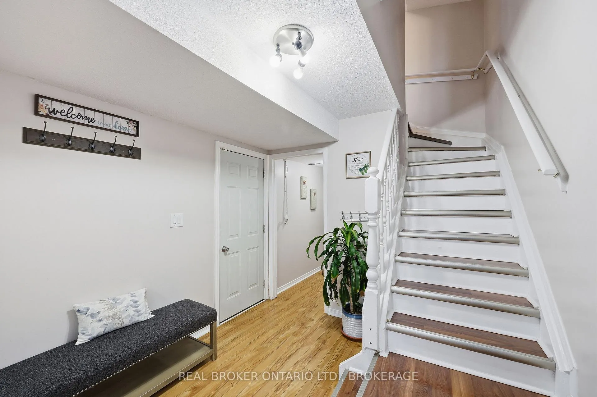 Photo 6 of 55 Limeridge Drive, Kingston, Kingston East (Incl Barret Crt) — HOMEH