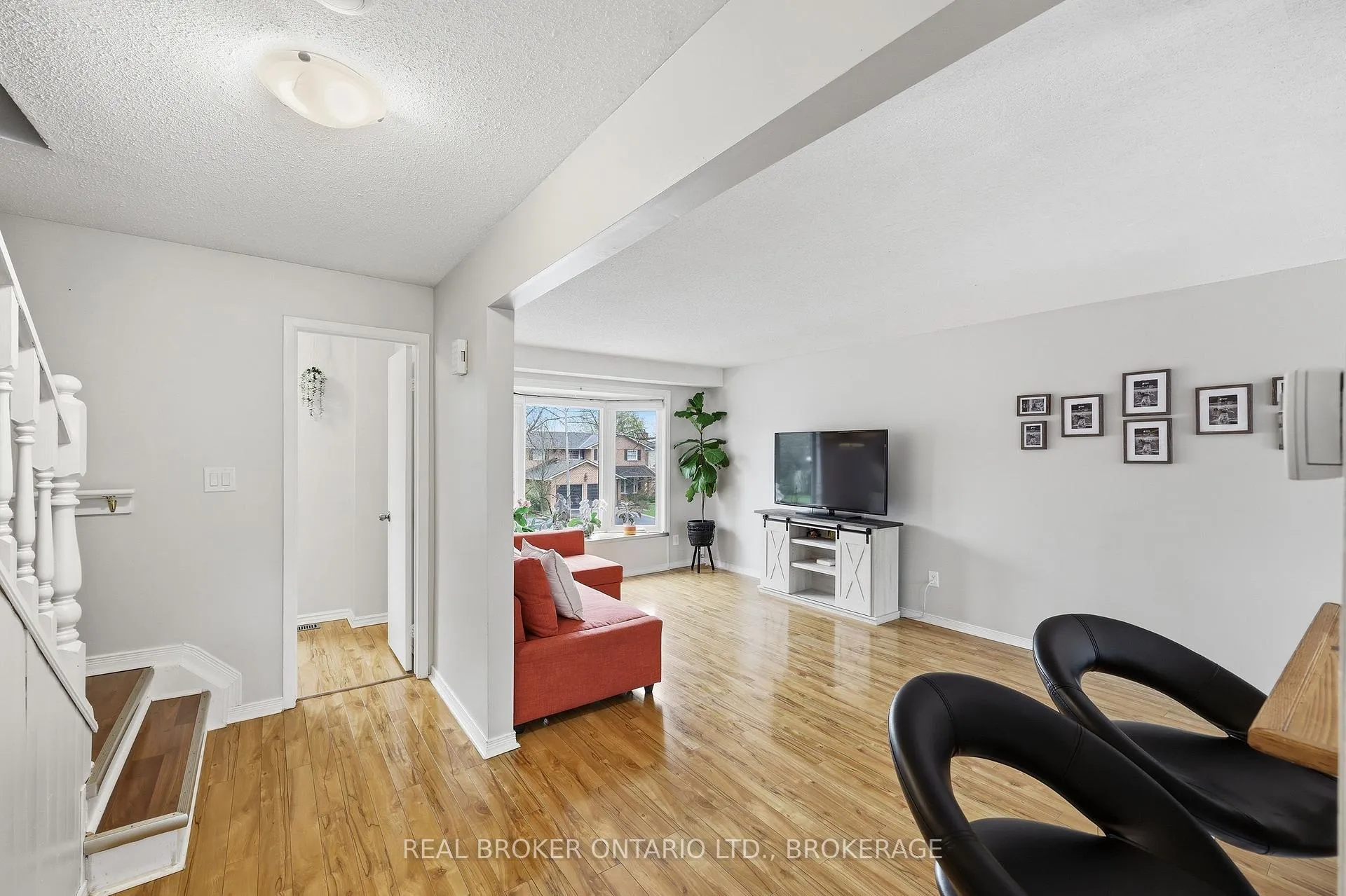 Photo 7 of 55 Limeridge Drive, Kingston, Kingston East (Incl Barret Crt) — HOMEH