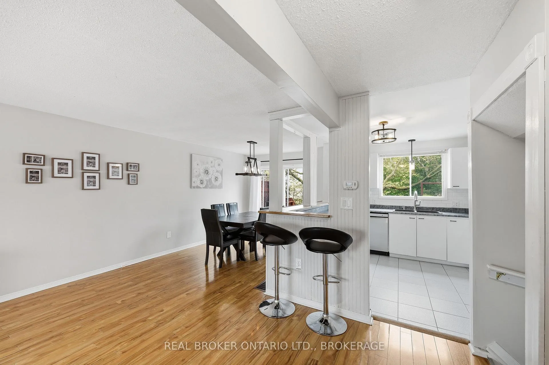 Photo 9 of 55 Limeridge Drive, Kingston, Kingston East (Incl Barret Crt) — HOMEH