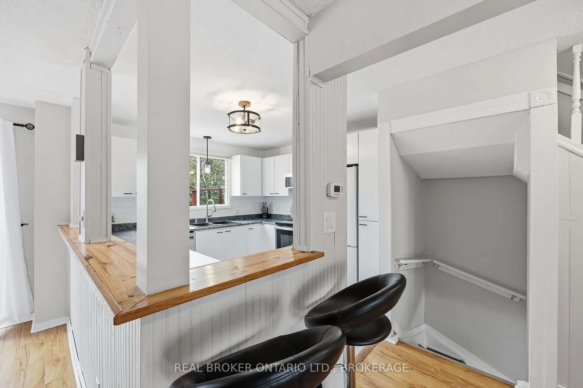 Photo 10 of 55 Limeridge Drive, Kingston, Kingston East (Incl Barret Crt) — HOMEH