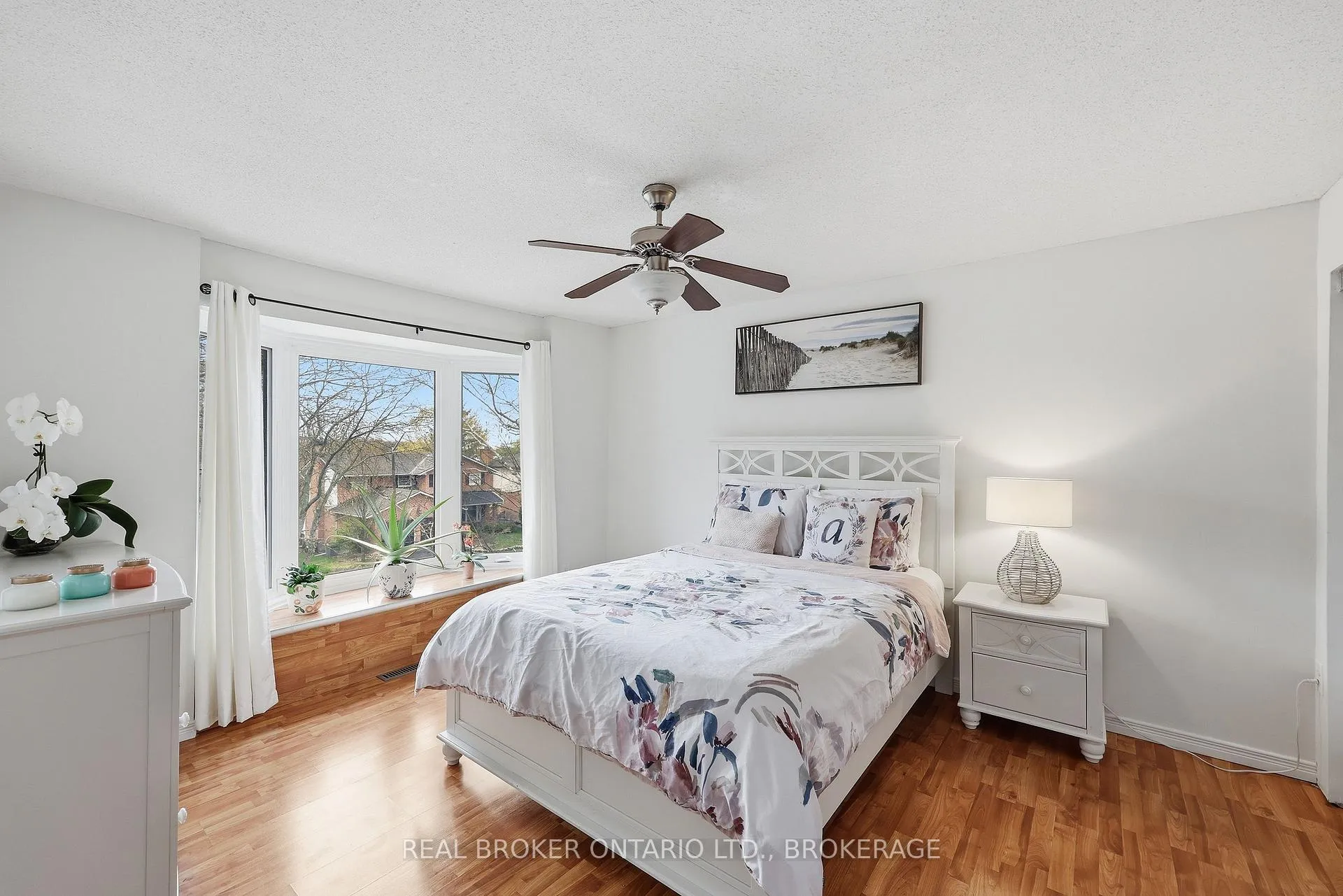 Photo 20 of 55 Limeridge Drive, Kingston, Kingston East (Incl Barret Crt) — HOMEH
