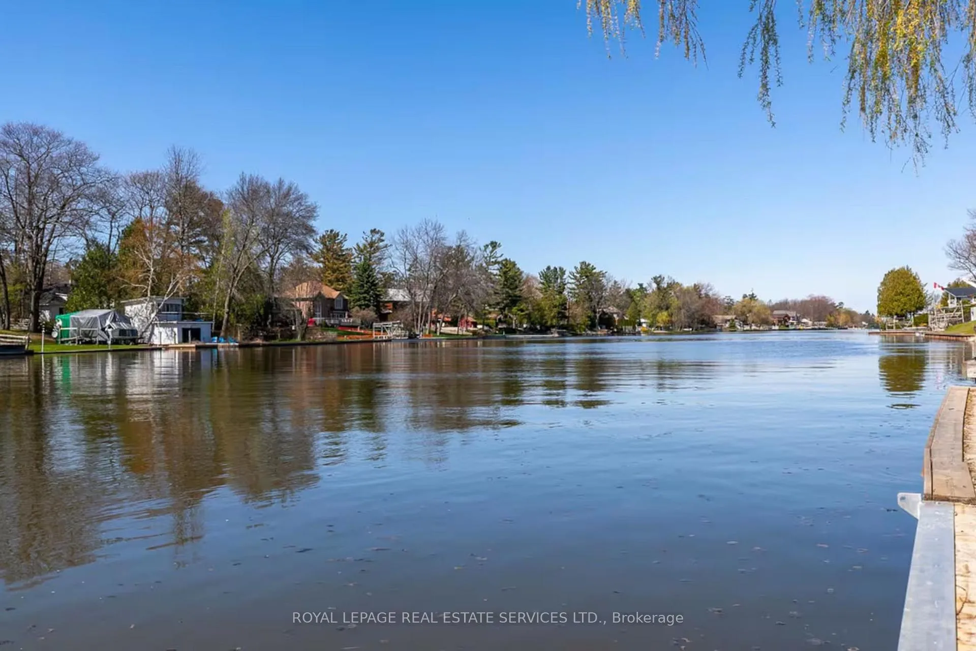 Photo 2 of 90 Edgewater Road, Wasaga Beach — HOMEH
