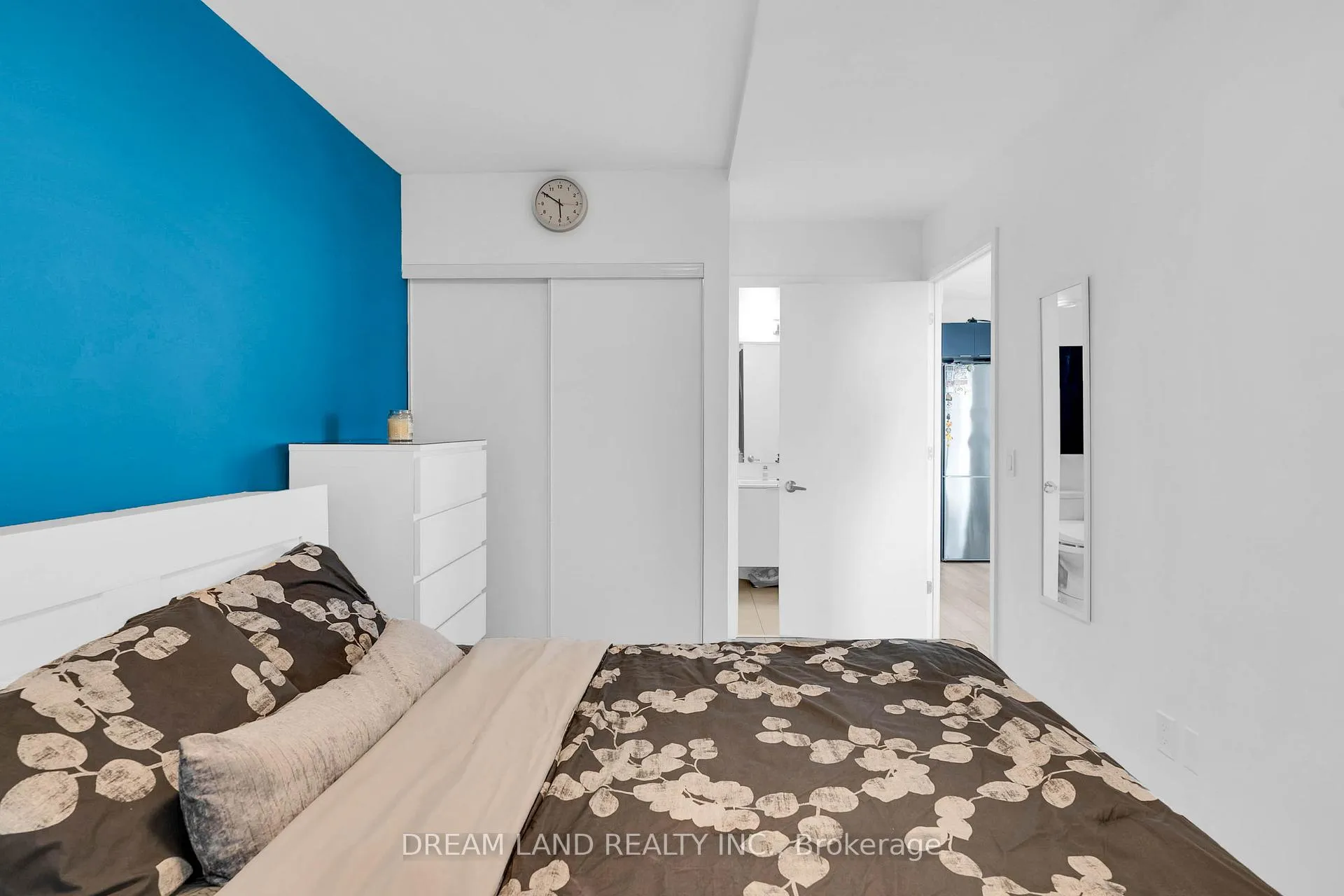 Photo 24 of Unit 621, 8 Tippett Road, North York, Clanton Park — HOMEH