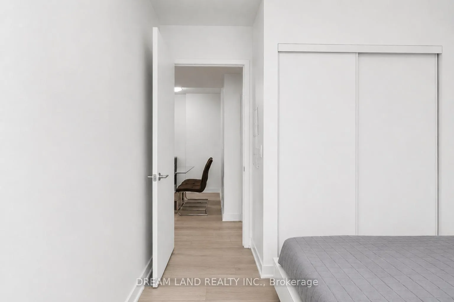 Photo 27 of Unit 621, 8 Tippett Road, North York, Clanton Park — HOMEH