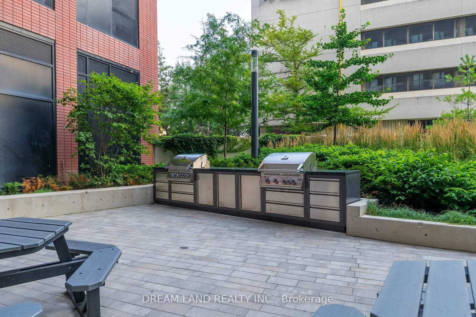 Photo 37 of Unit 621, 8 Tippett Road, North York, Clanton Park — HOMEH