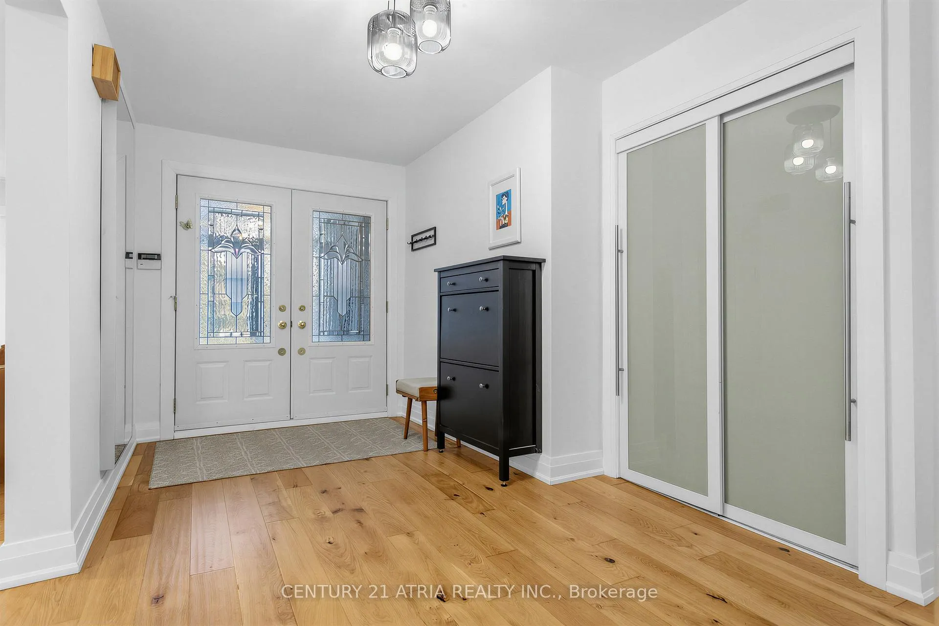 Photo 4 of 12 Granada Court, Markham, German Mills — HOMEH