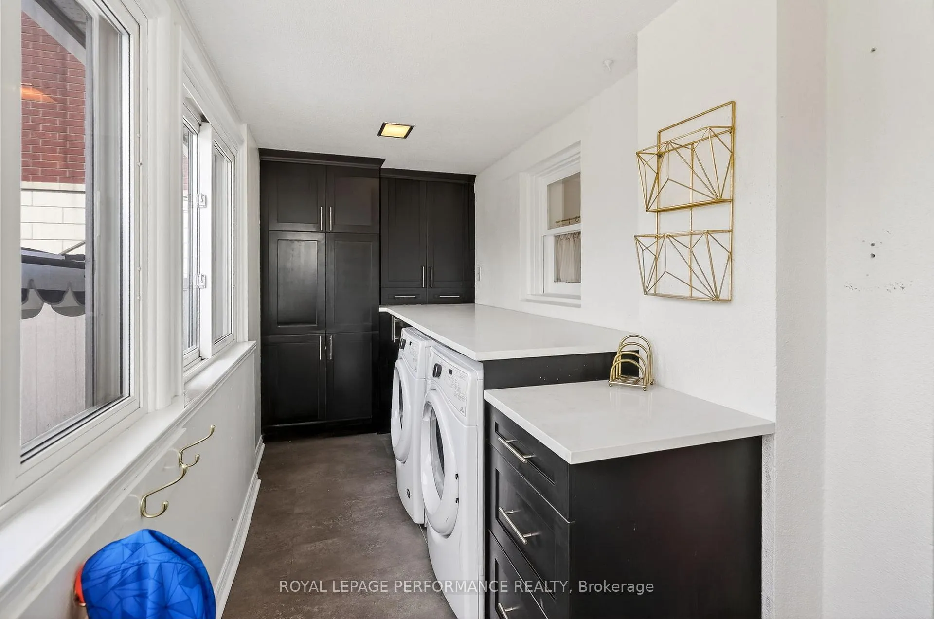 Photo 14 of 317 Shakespeare Street, Ottawa, Vanier — HOMEH