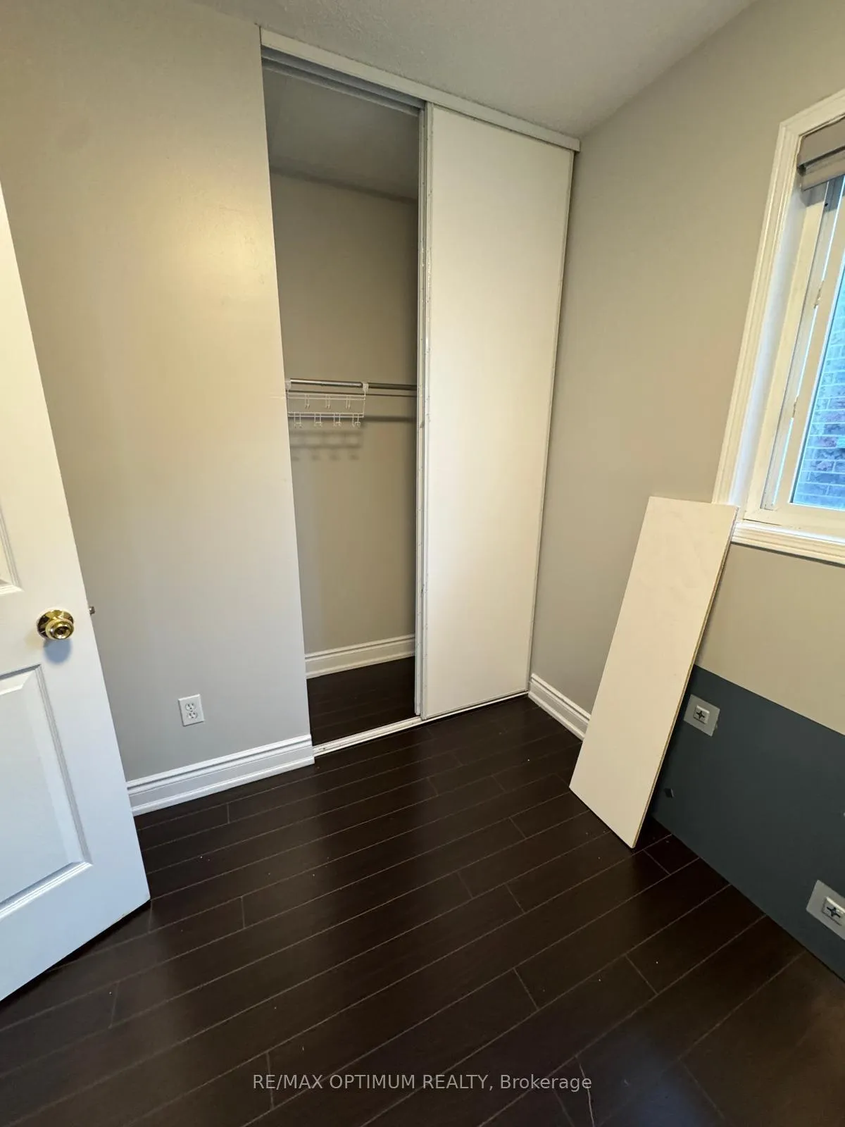 Photo 19 of 23 Four Seasons Circle, Brampton, Fletcher's Meadow — HOMEH