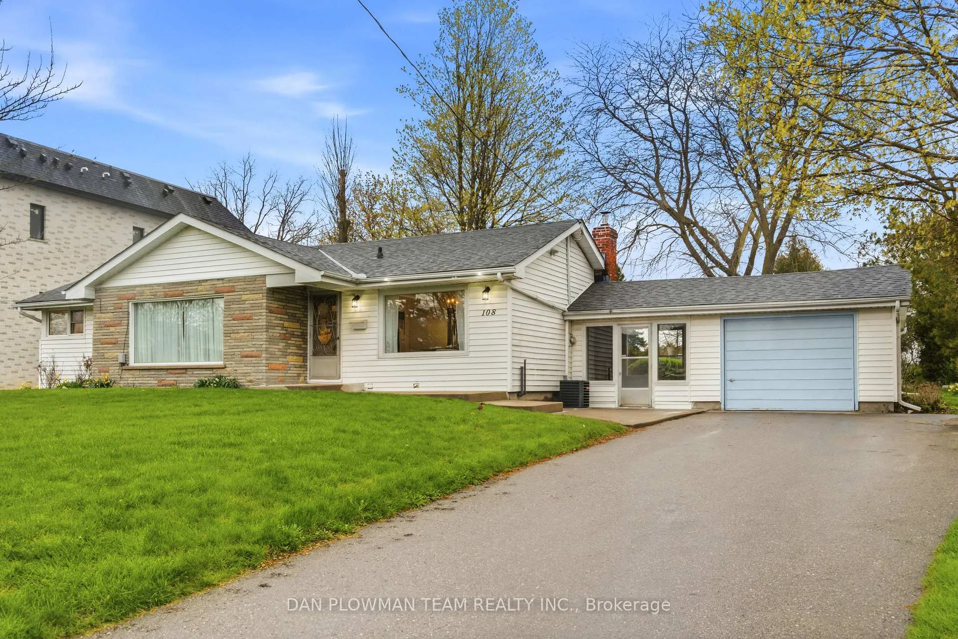 Photo 2 of 108 Powell Road, Whitby, Blue Grass Meadows — HOMEH