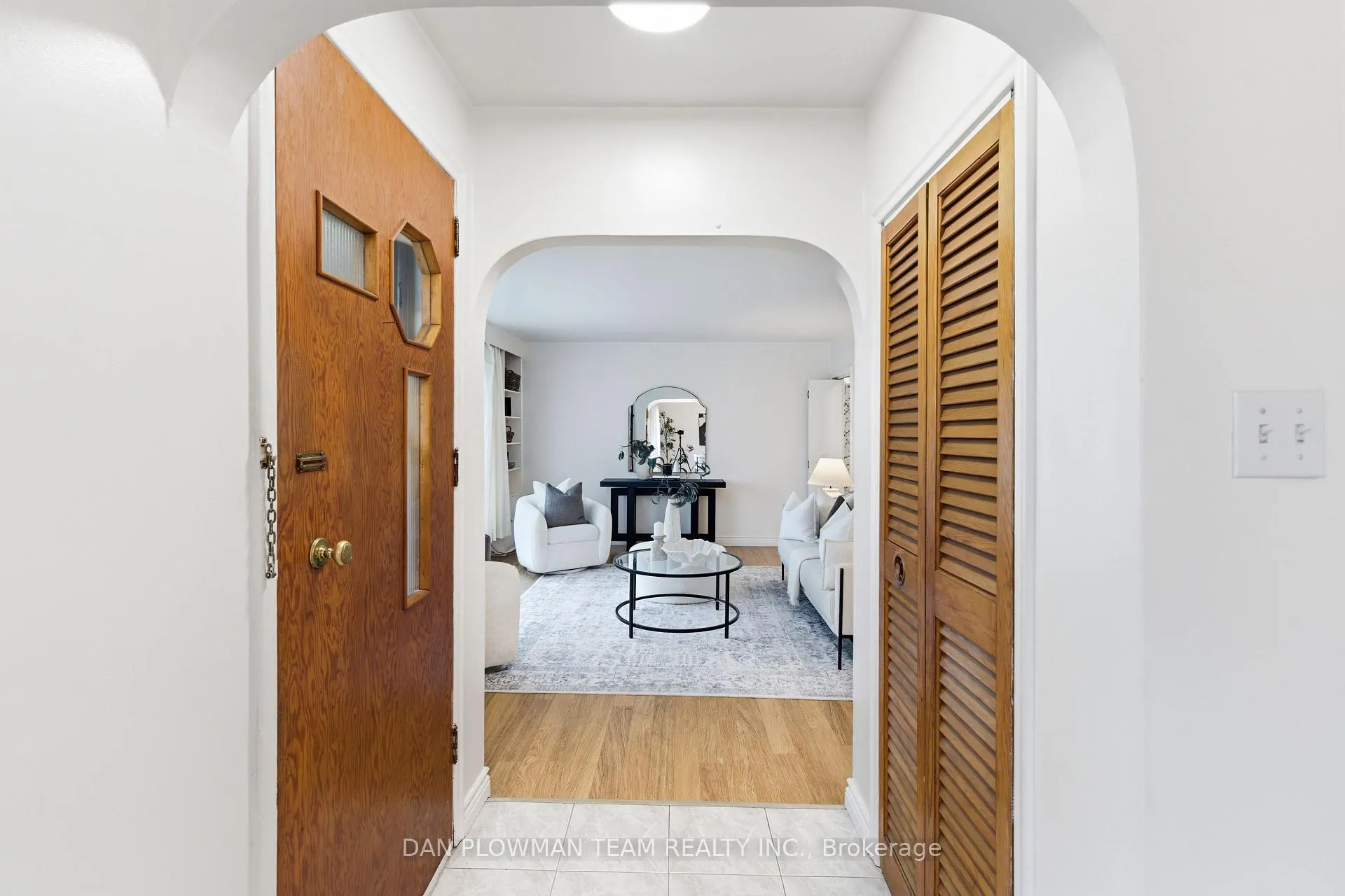 Photo 3 of 108 Powell Road, Whitby, Blue Grass Meadows — HOMEH