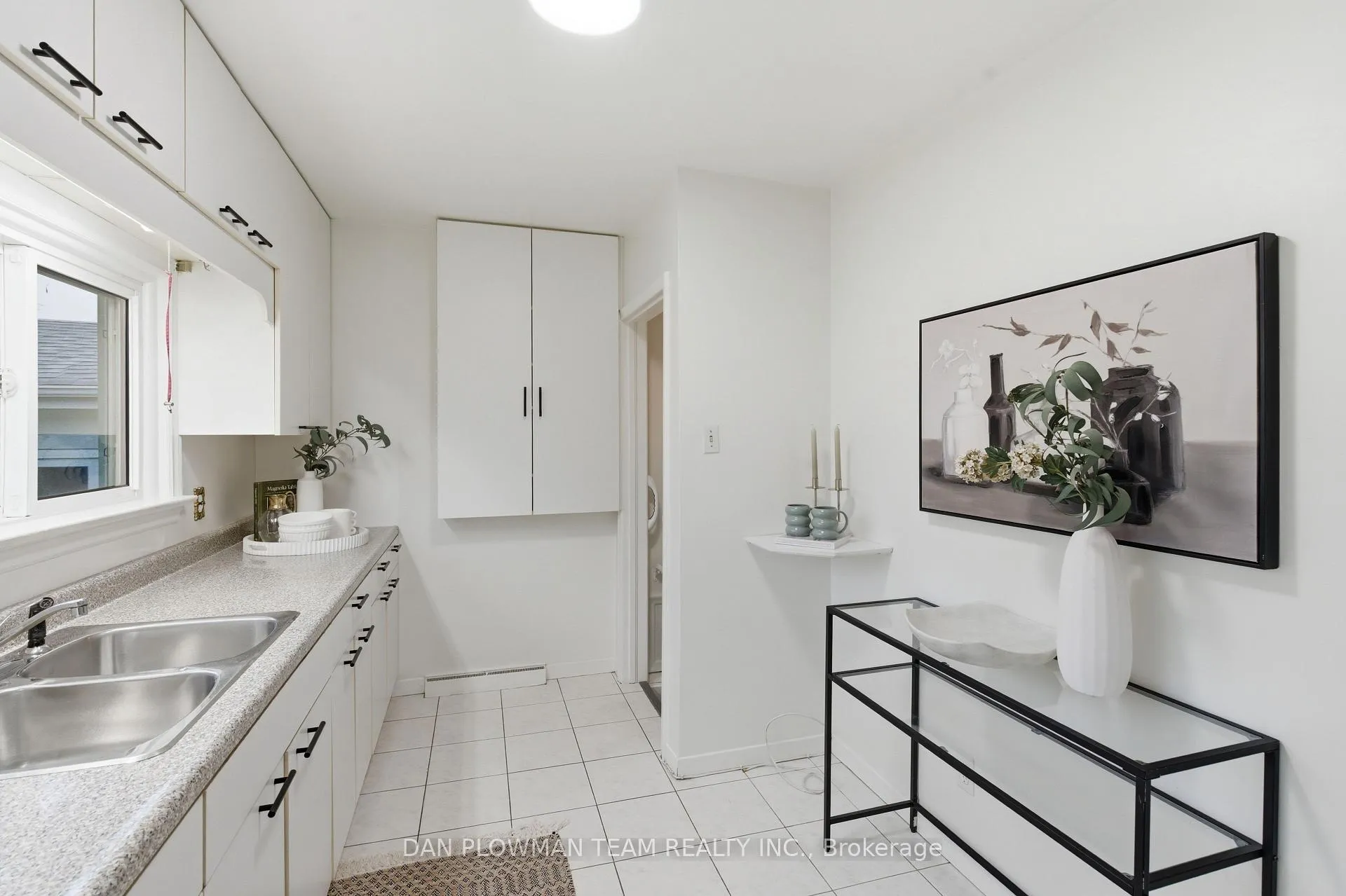 Photo 11 of 108 Powell Road, Whitby, Blue Grass Meadows — HOMEH