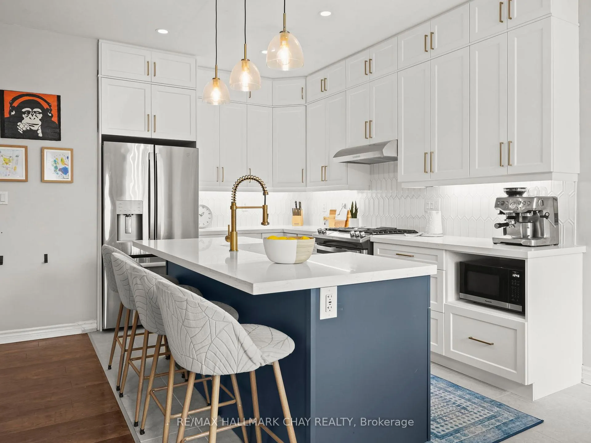 Photo 18 of 102 Diana Way, Barrie, Innis-Shore — HOMEH