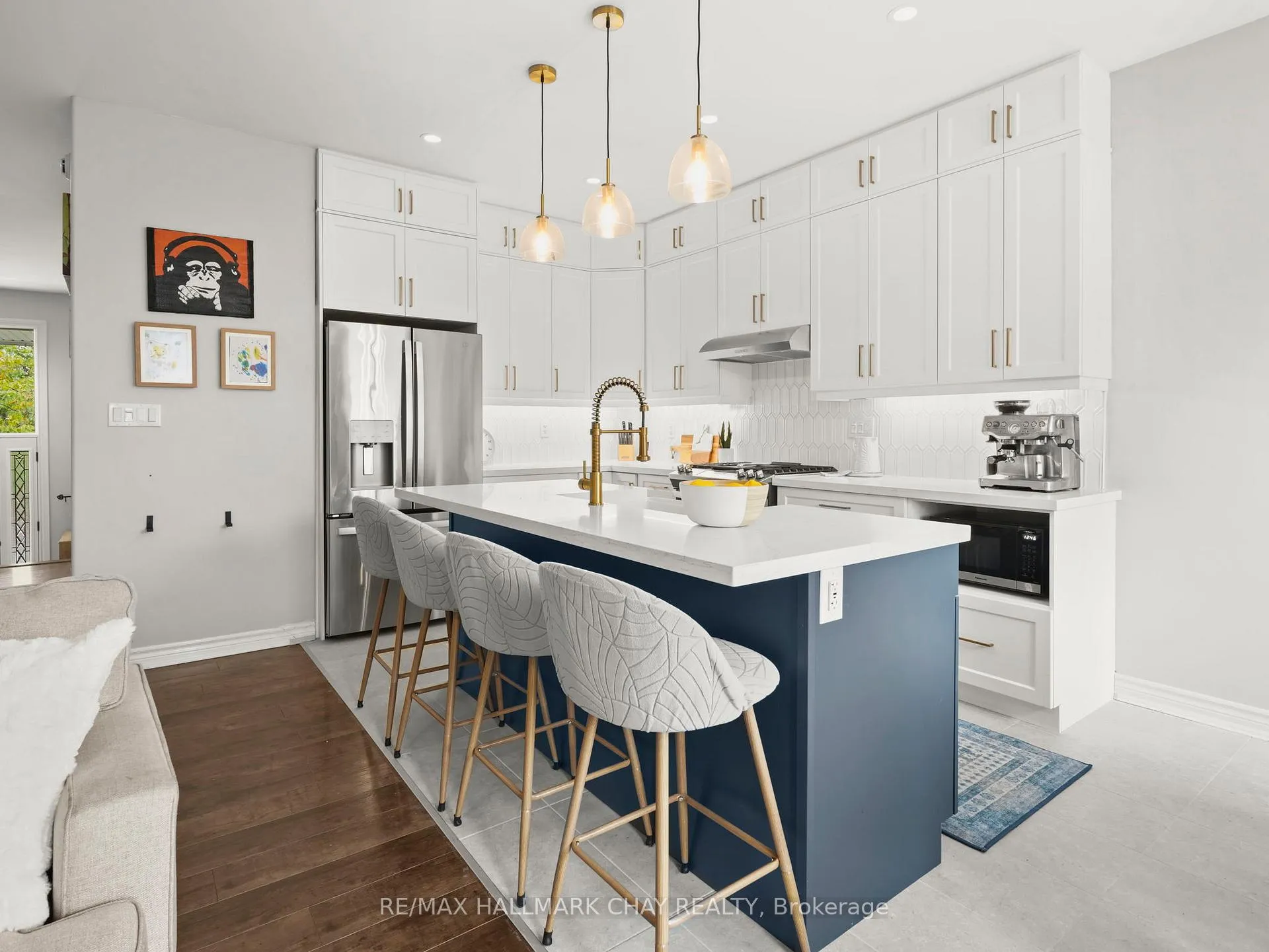 Photo 19 of 102 Diana Way, Barrie, Innis-Shore — HOMEH