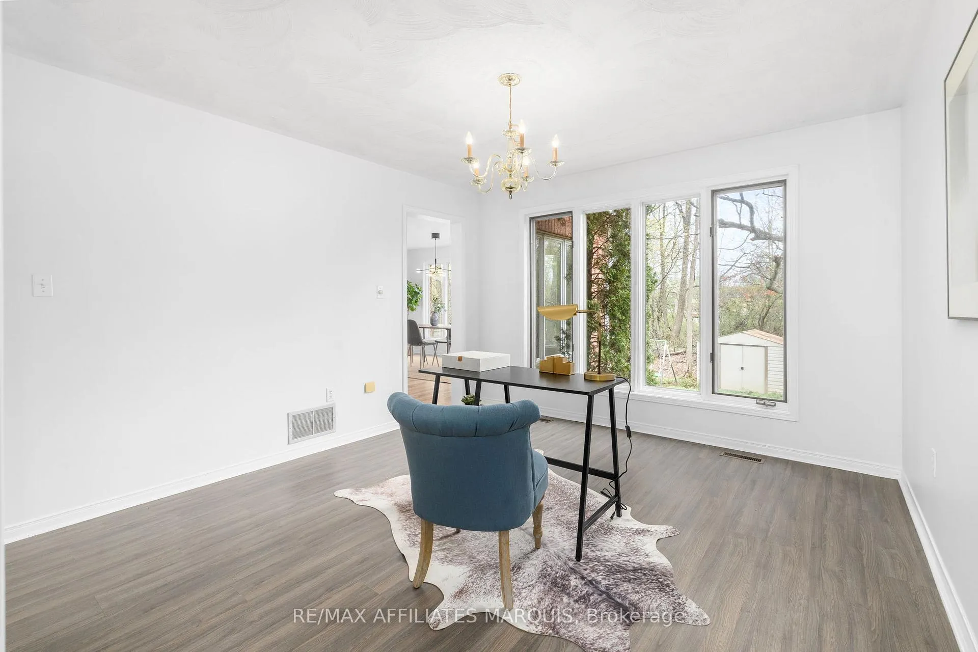 Photo 8 of 15 Davis Drive, Smiths Falls — HOMEH
