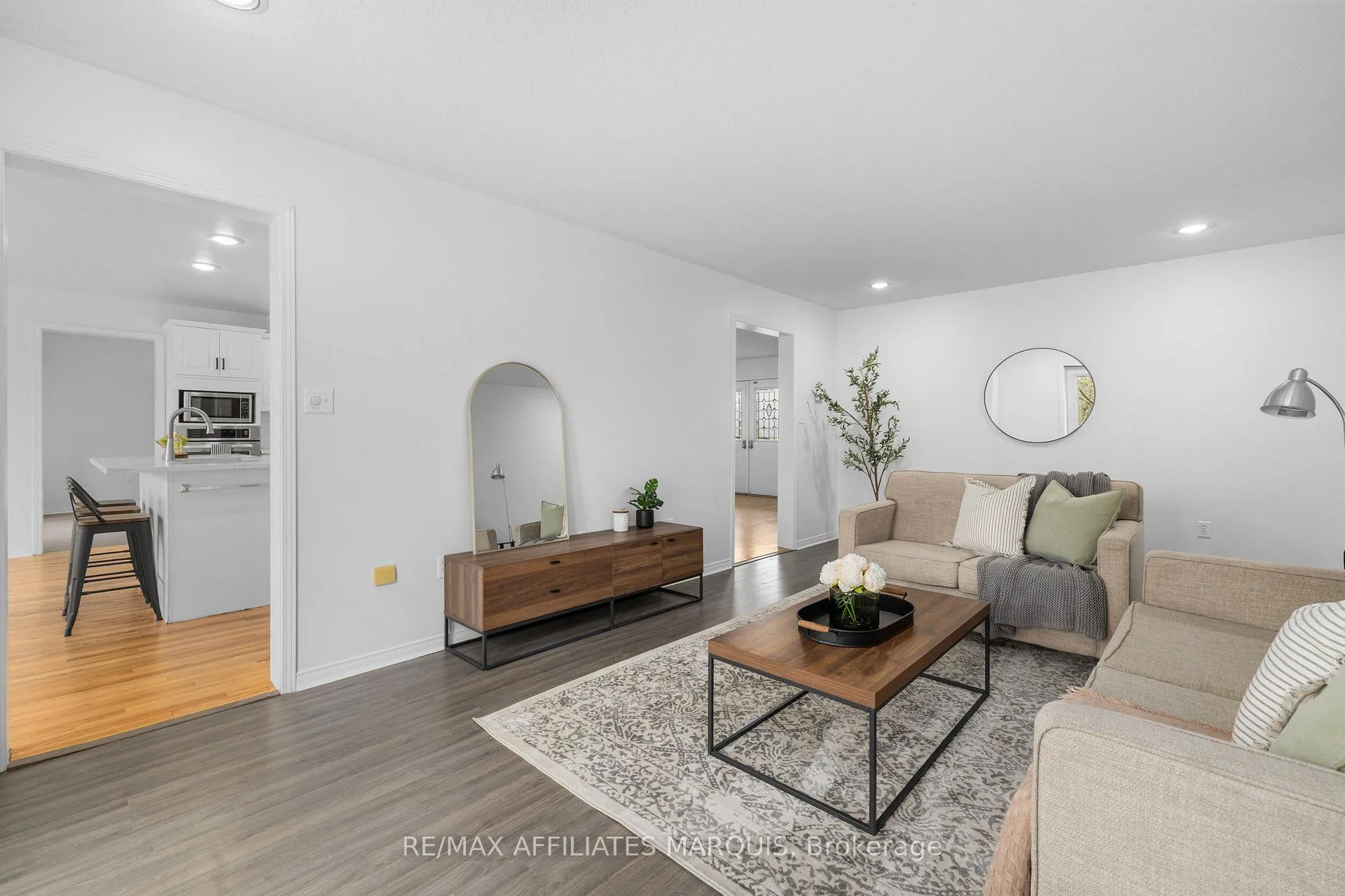 Photo 19 of 15 Davis Drive, Smiths Falls — HOMEH