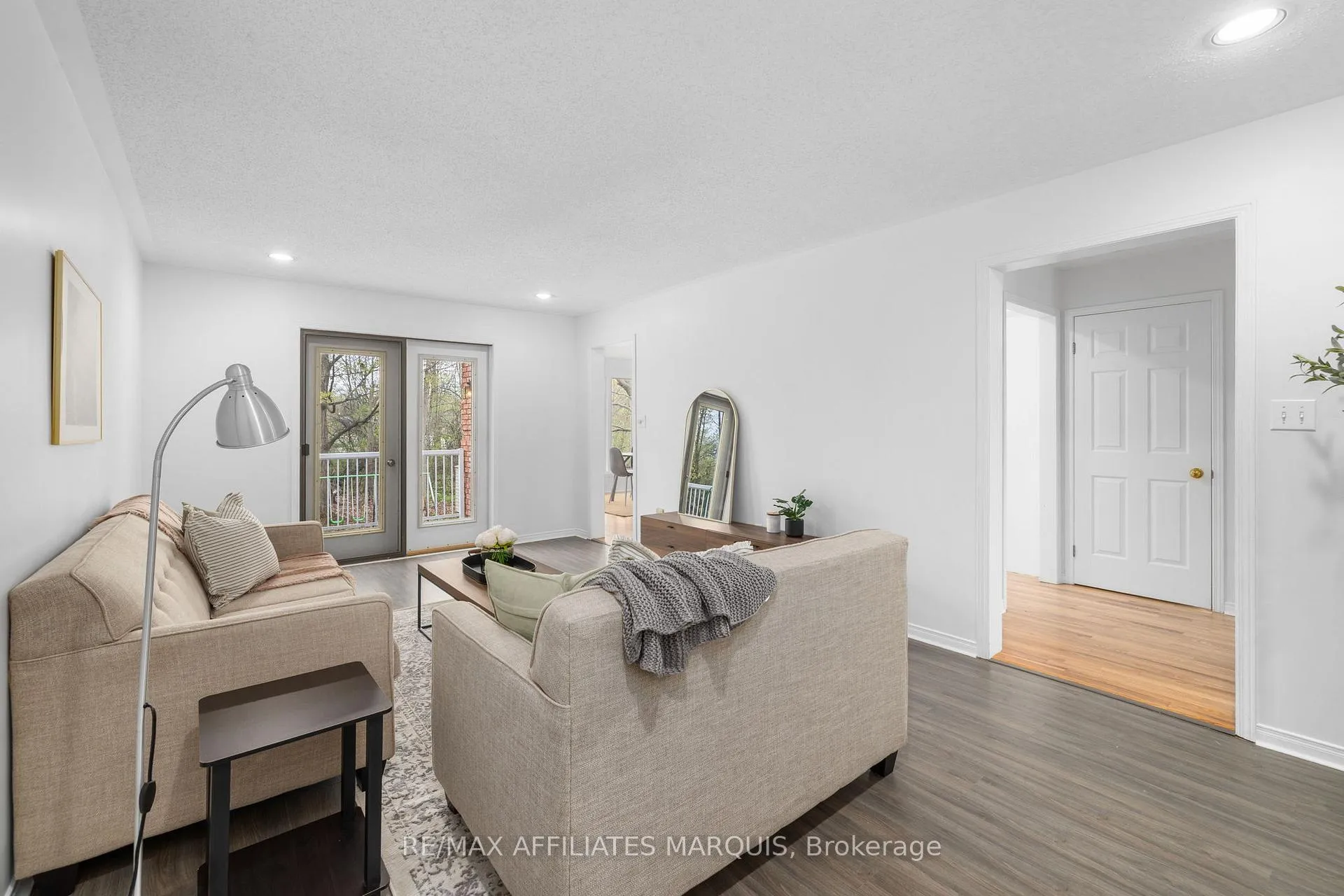 Photo 20 of 15 Davis Drive, Smiths Falls — HOMEH