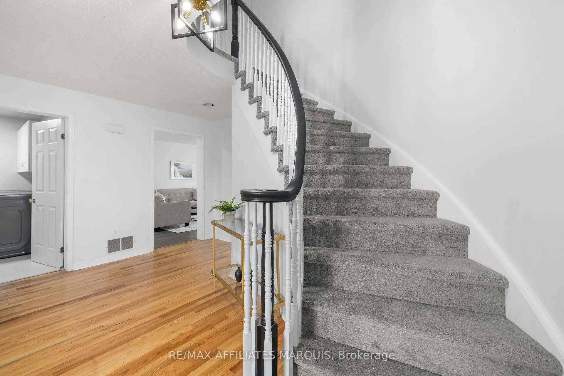 Photo 22 of 15 Davis Drive, Smiths Falls — HOMEH