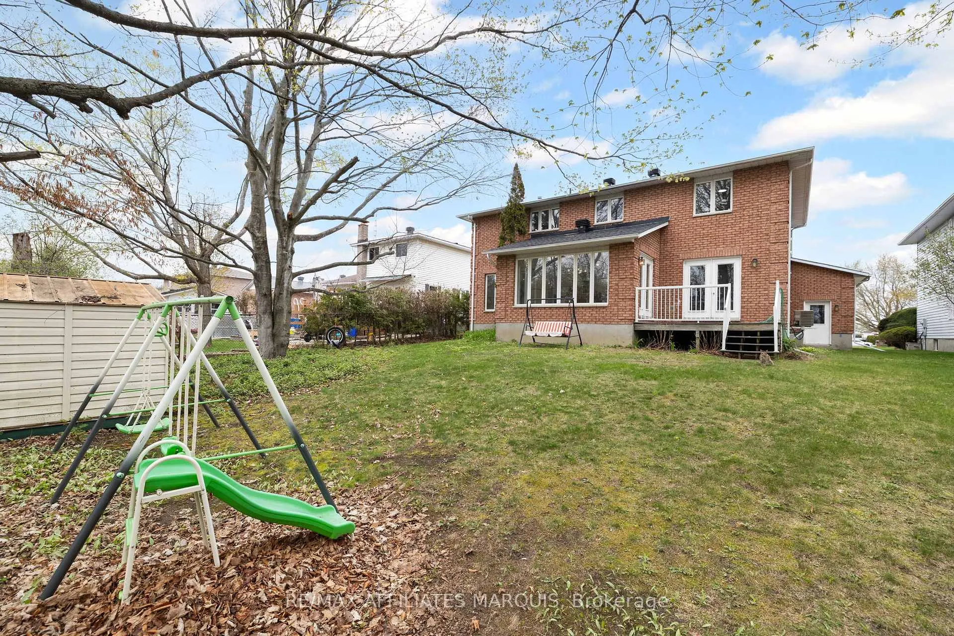 Photo 44 of 15 Davis Drive, Smiths Falls — HOMEH