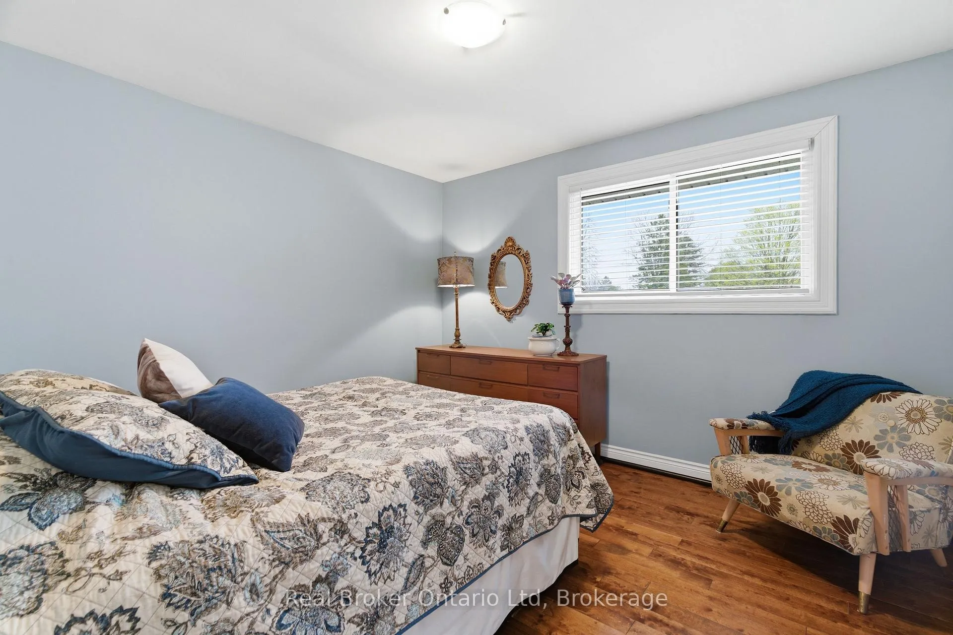 Photo 16 of 6 Eleanor Court, Guelph, Grange Road — HOMEH