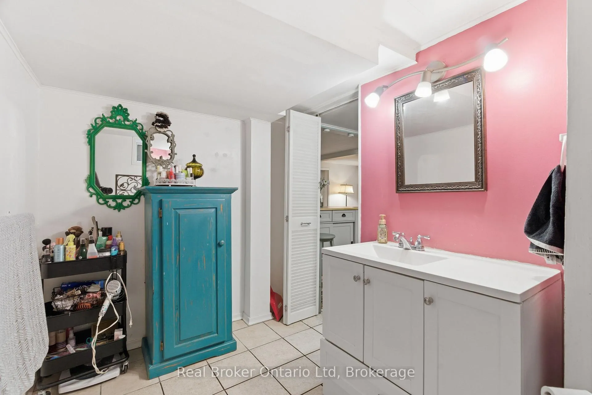 Photo 36 of 6 Eleanor Court, Guelph, Grange Road — HOMEH