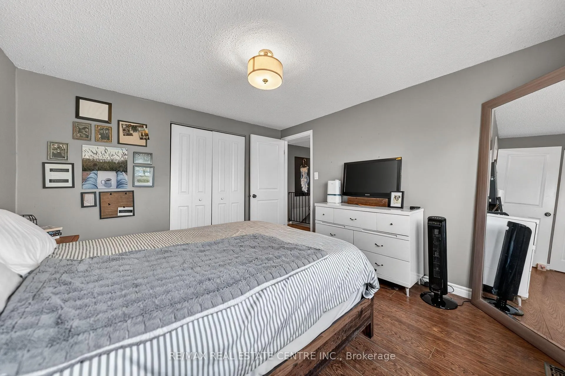 Photo 17 of 195 Old Carriage Drive, Kitchener — HOMEH