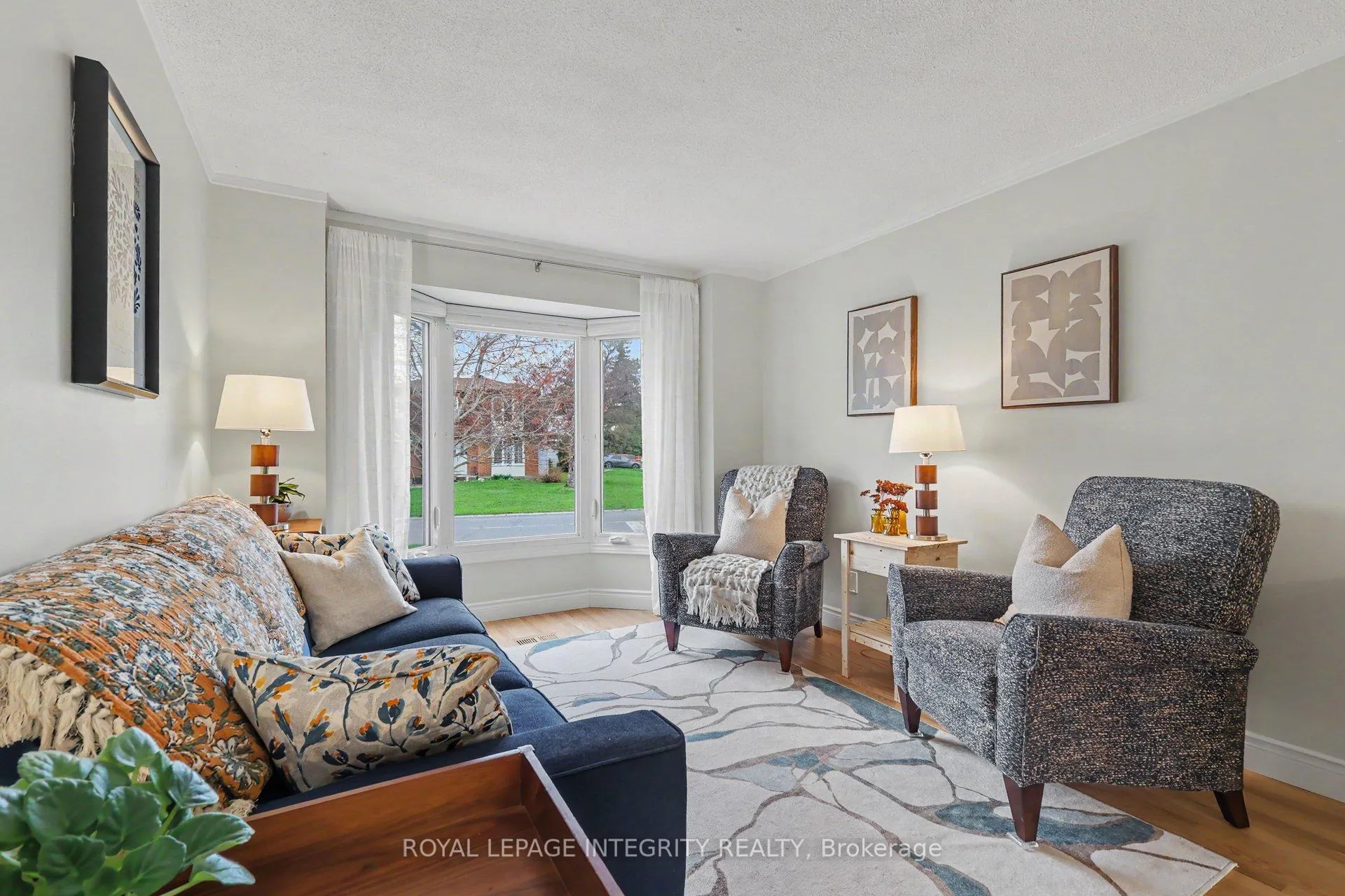 Photo 3 of 1138 St Germain Crescent, Ottawa, Convent Glen North — HOMEH