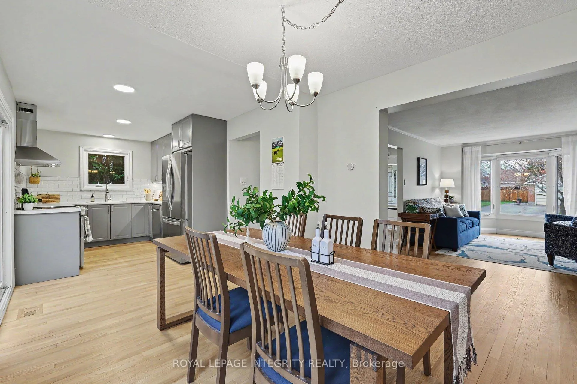 Photo 7 of 1138 St Germain Crescent, Ottawa, Convent Glen North — HOMEH