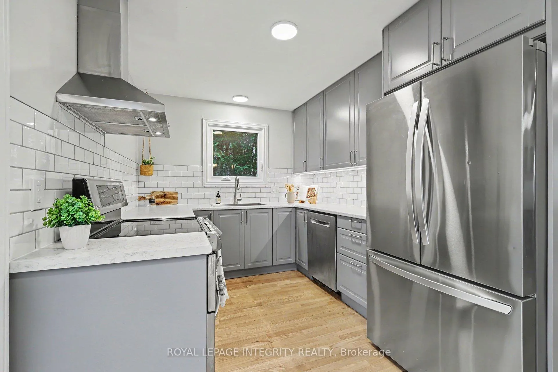 Photo 8 of 1138 St Germain Crescent, Ottawa, Convent Glen North — HOMEH