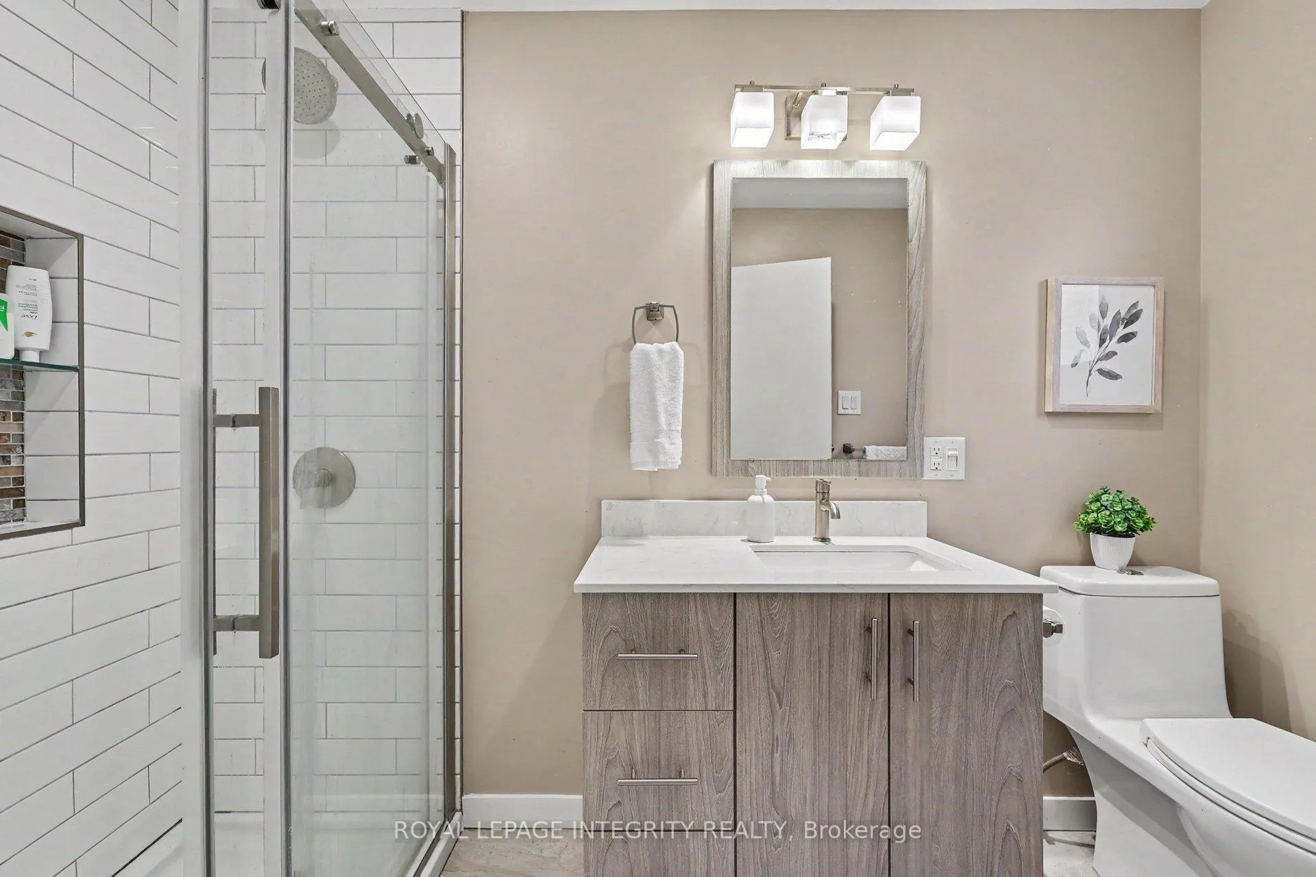 Photo 15 of 1138 St Germain Crescent, Ottawa, Convent Glen North — HOMEH