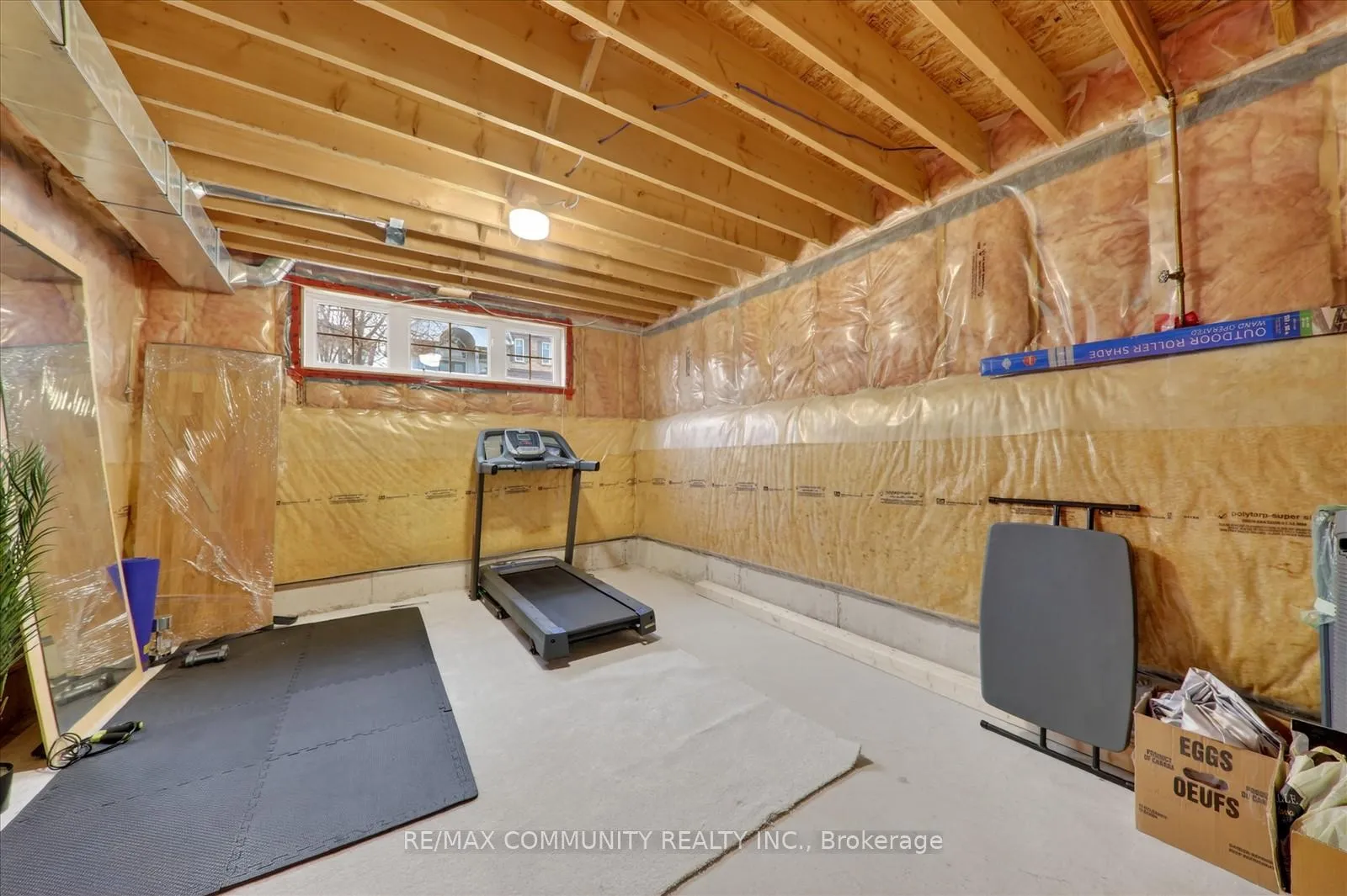 Photo 35 of 25 Loughlin Hill Crescent E, Ajax, Central East — HOMEH