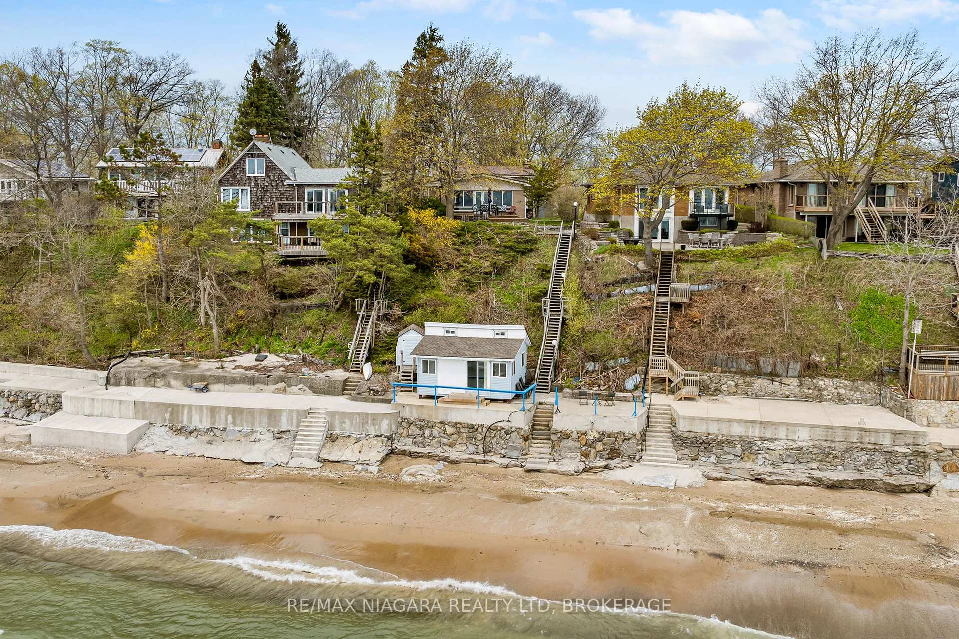 Photo 1 of 10419 Lakeshore Road, Wainfleet, Lakeshore — HOMEH