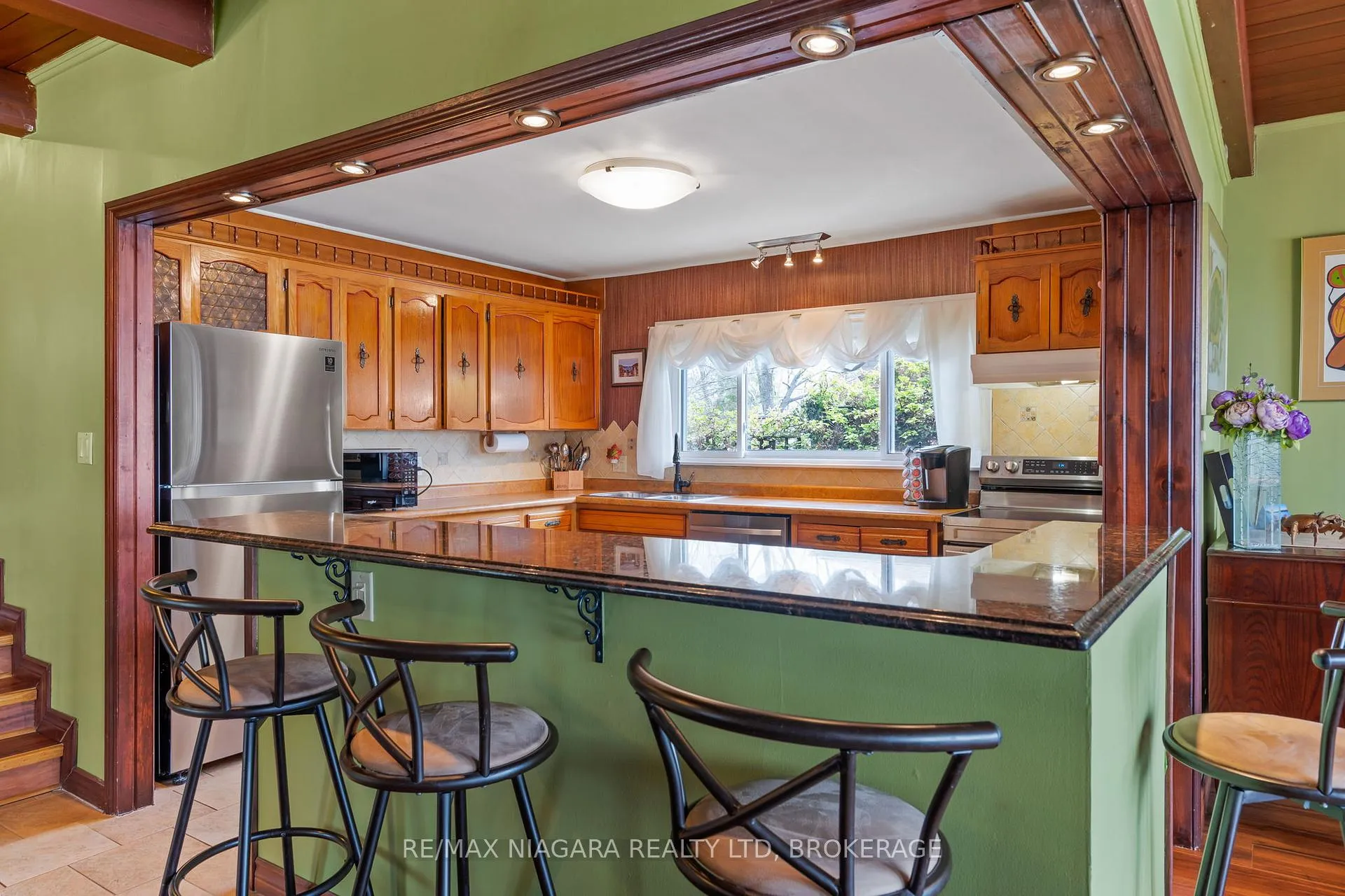 Photo 8 of 10419 Lakeshore Road, Wainfleet, Lakeshore — HOMEH