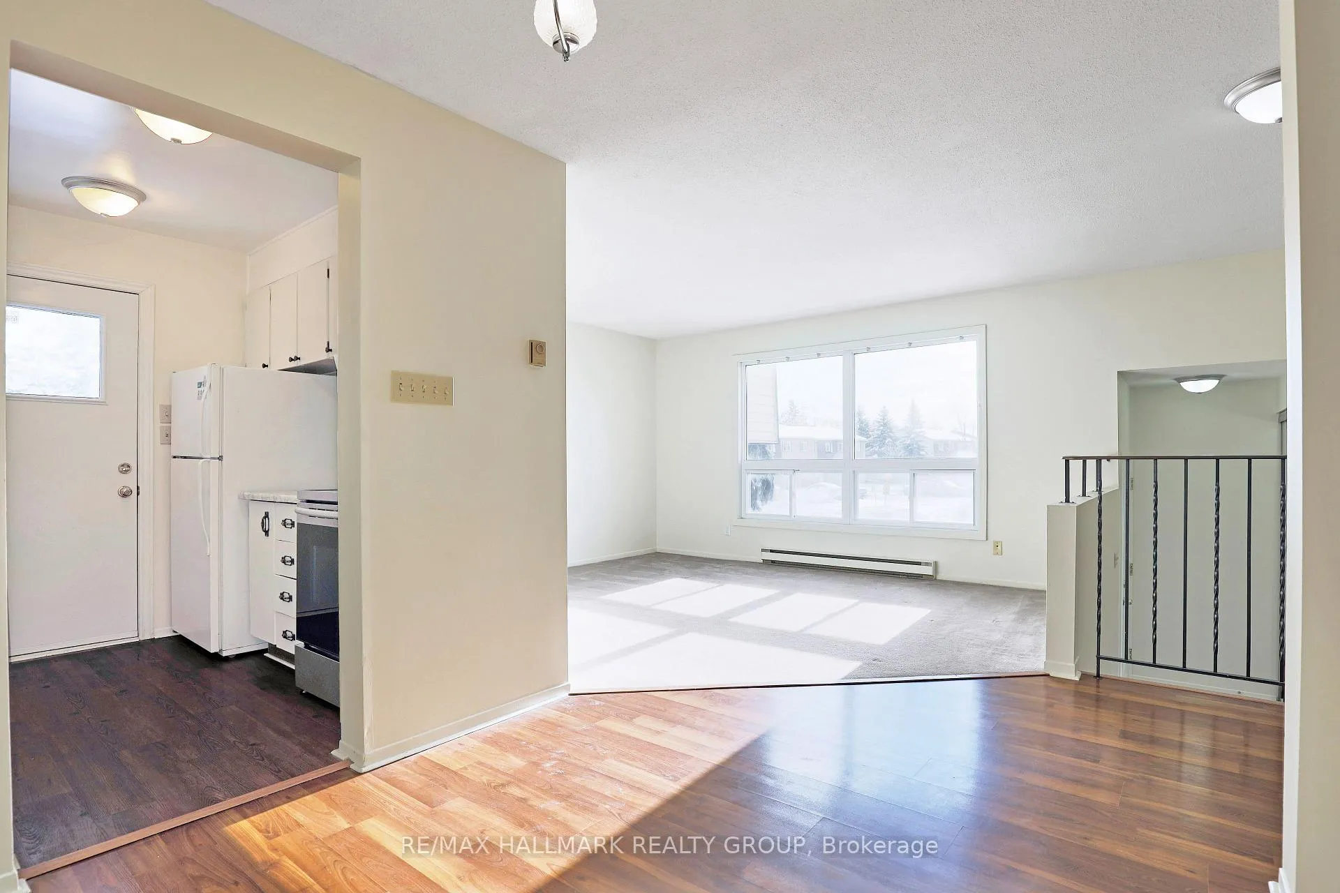 Photo 12 of 137 Renova Private, Ottawa, Riverview Park — HOMEH